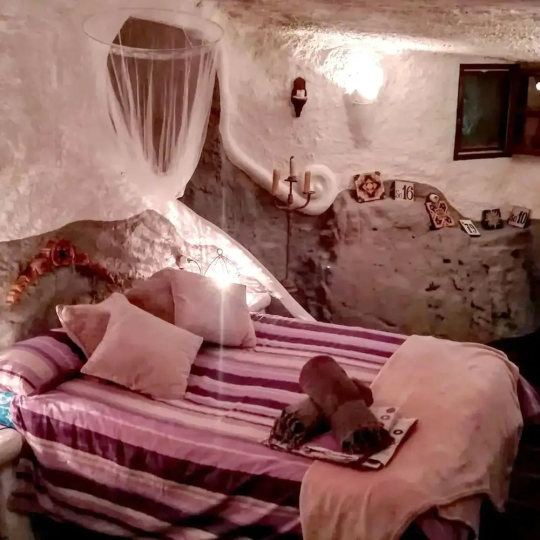 Villa With 3 Bedrooms in Loja, With Wonderful Mountain View, Private Pool, Enclosed Garden