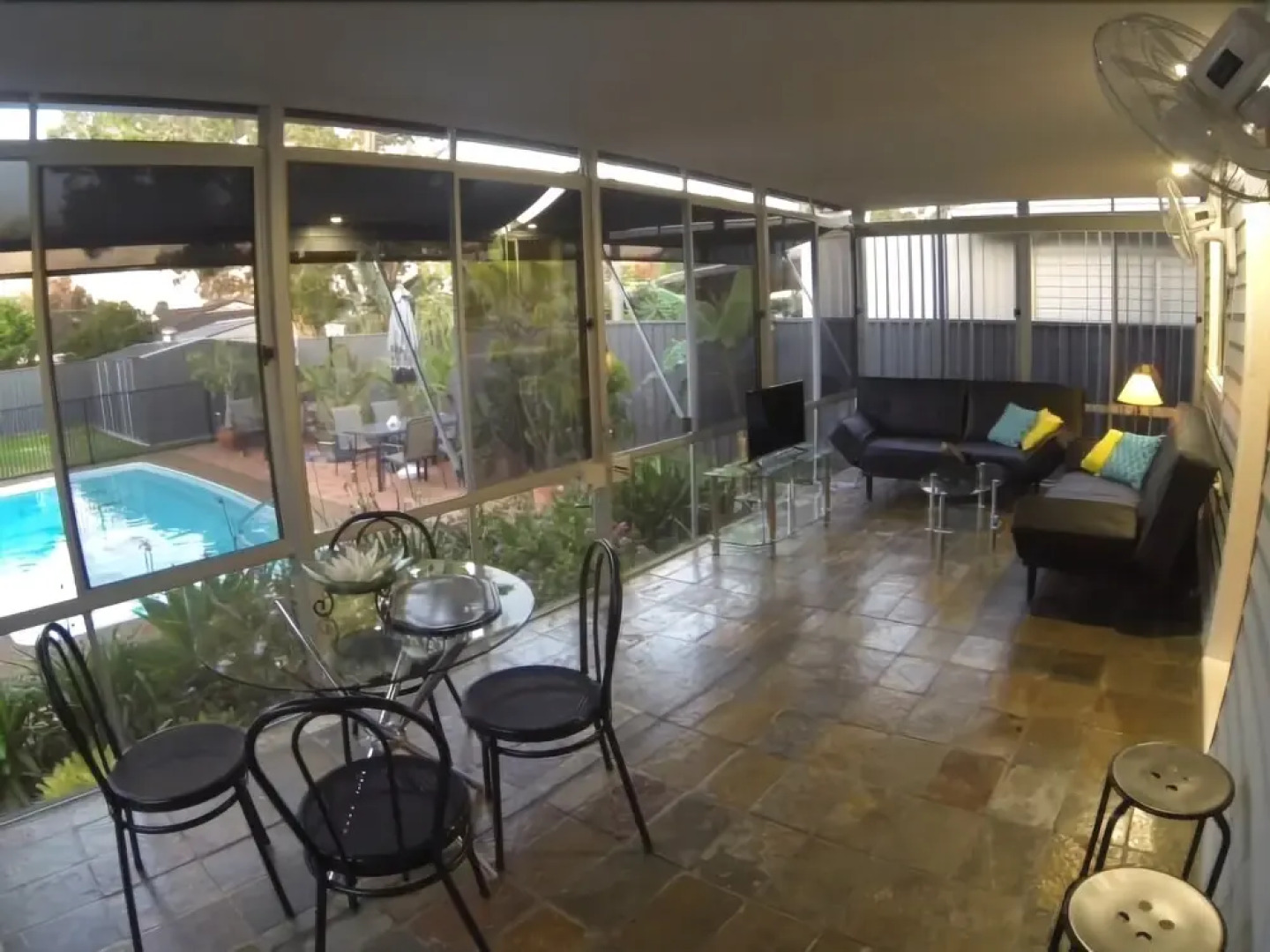 Blacksmiths Sea Breeze