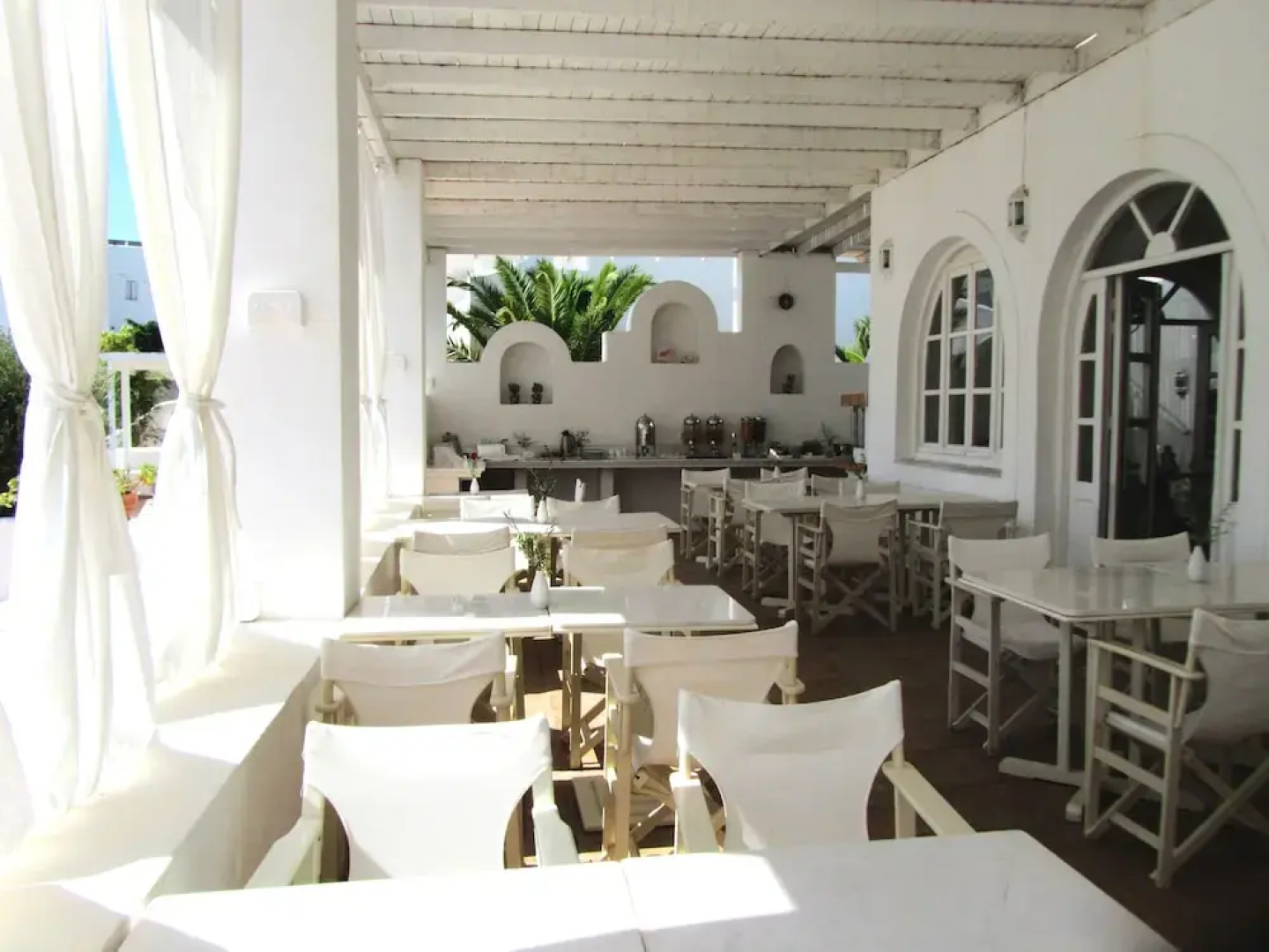 Porto Scoutari Romantic Hotel