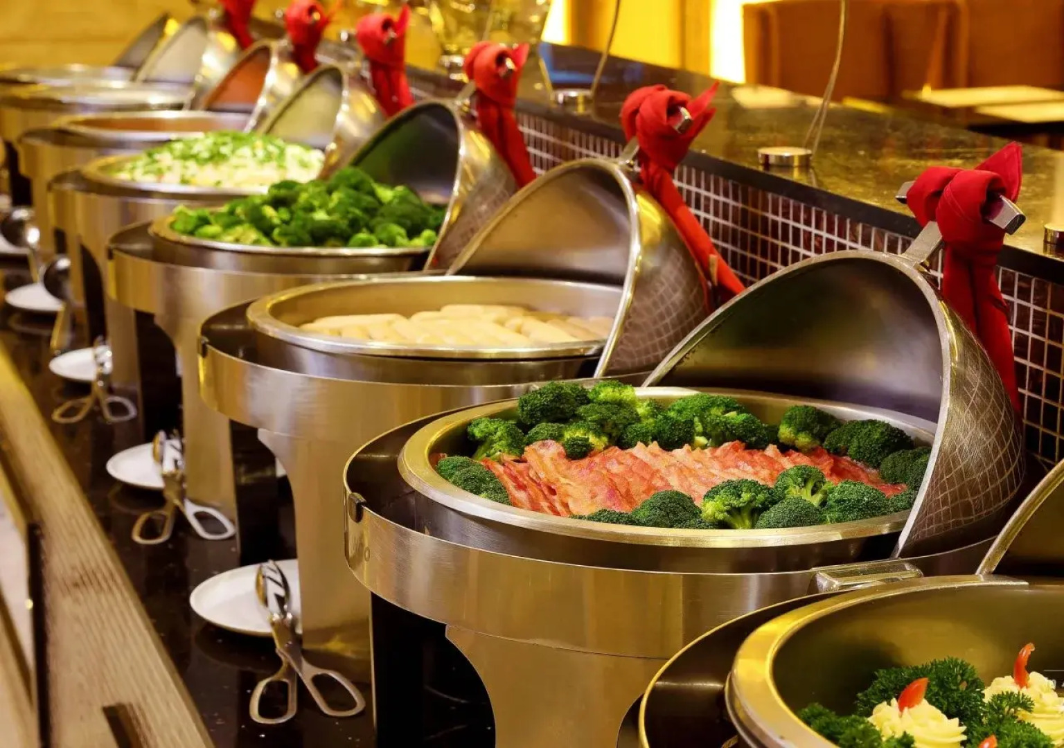 Green Lotus, River View Hotel