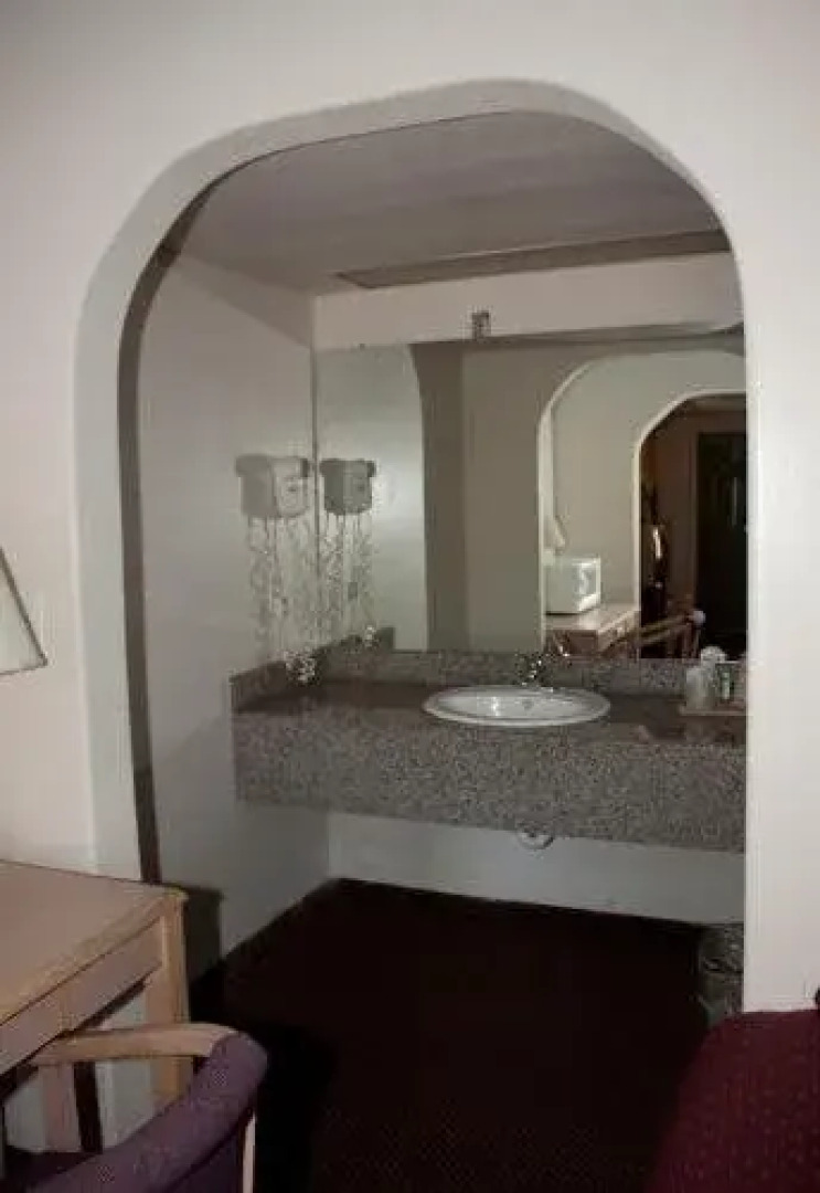 Luxury Inn and Suites Copperas Cove