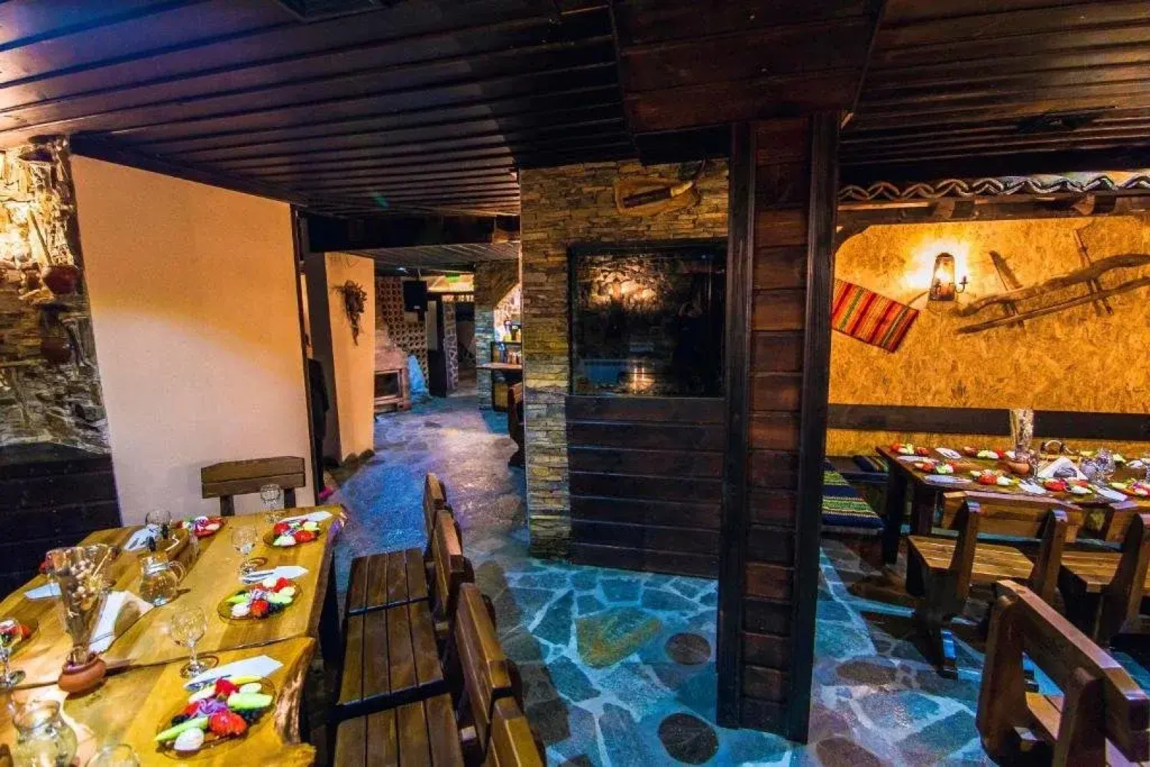 Family hotel Valchanovata Kashta