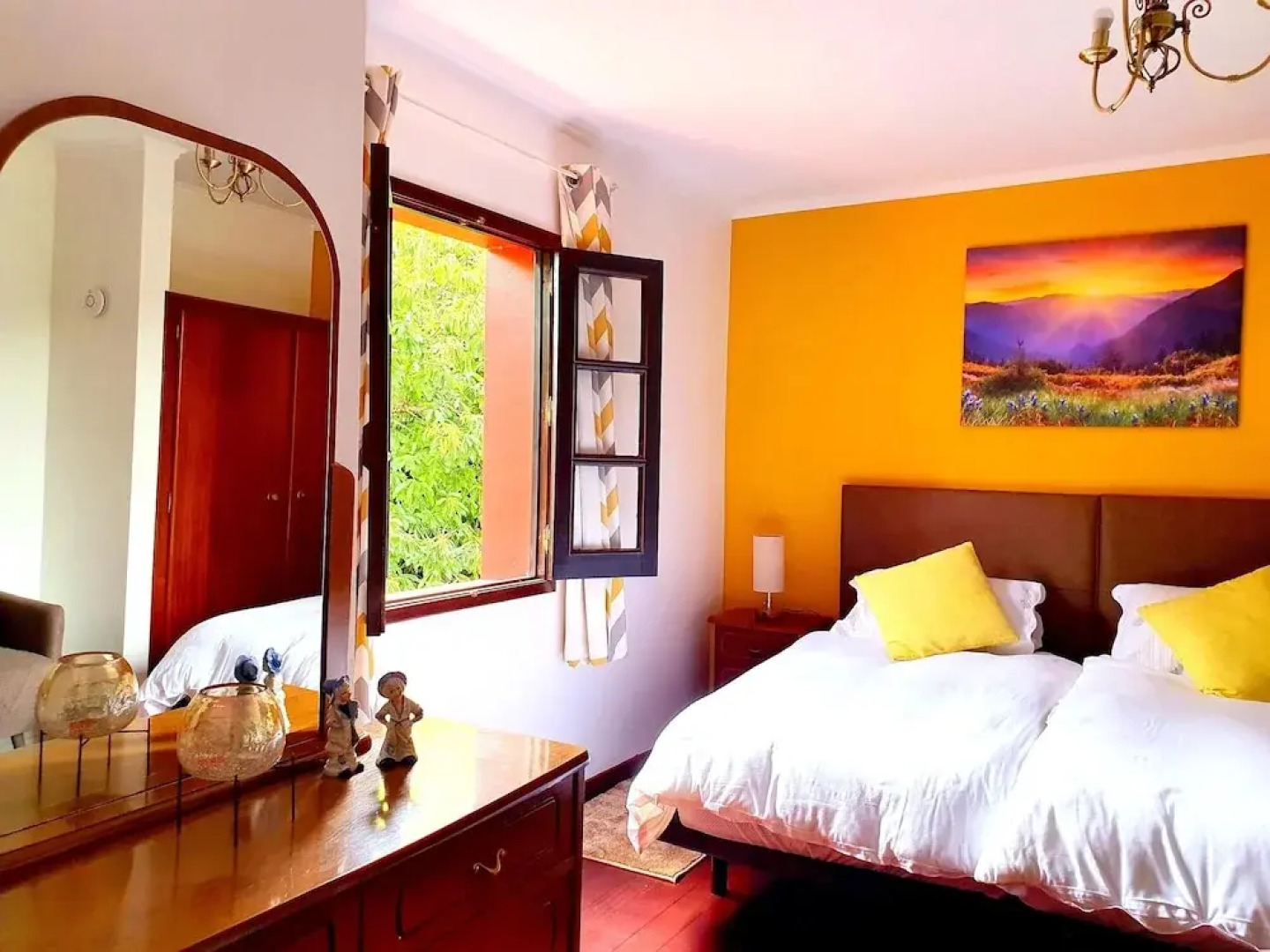 House With one Bedroom in Camacha, With Wonderful Mountain View, Enclo