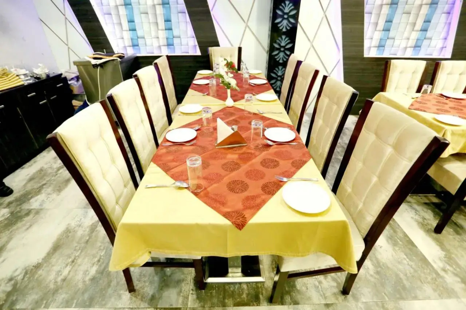 Hotel Ambience Jhansi