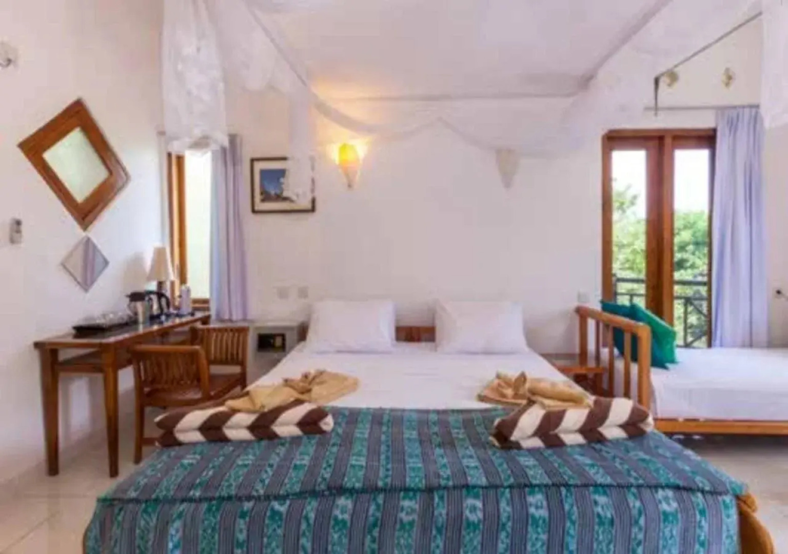 Bajo Komodo Eco Lodge