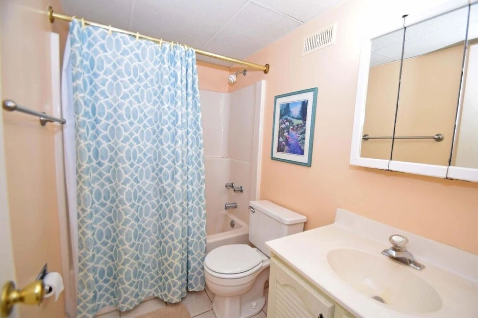 Diamond Beach 414 3 Bedroom Condo by RedAwning