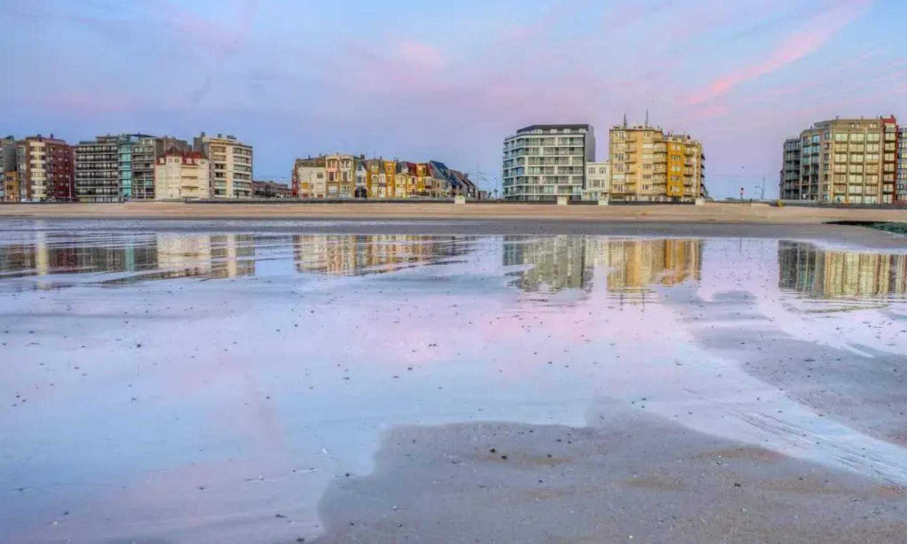 Deluxe Apartment with Shared Pool