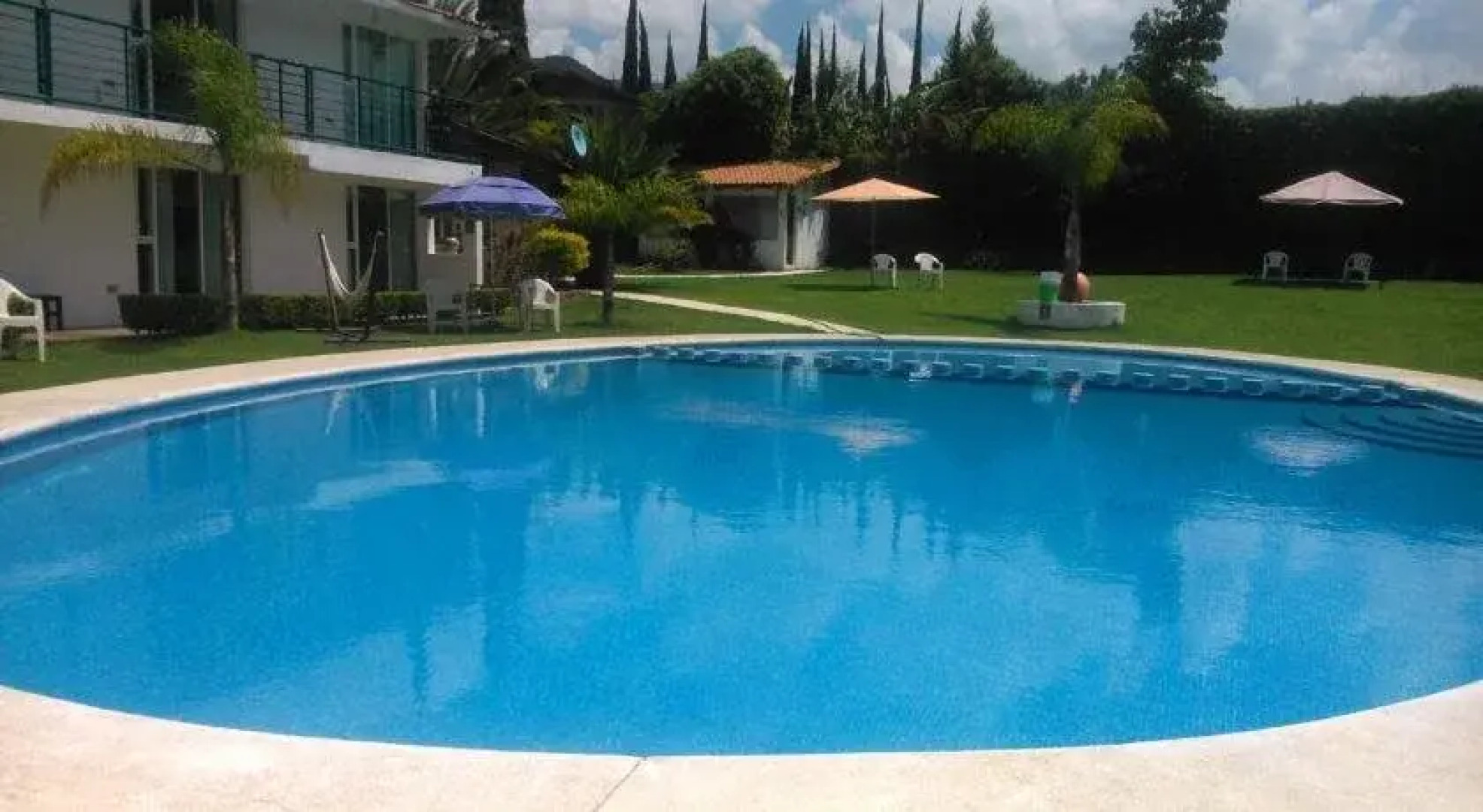 Hotel Brisas del Lago