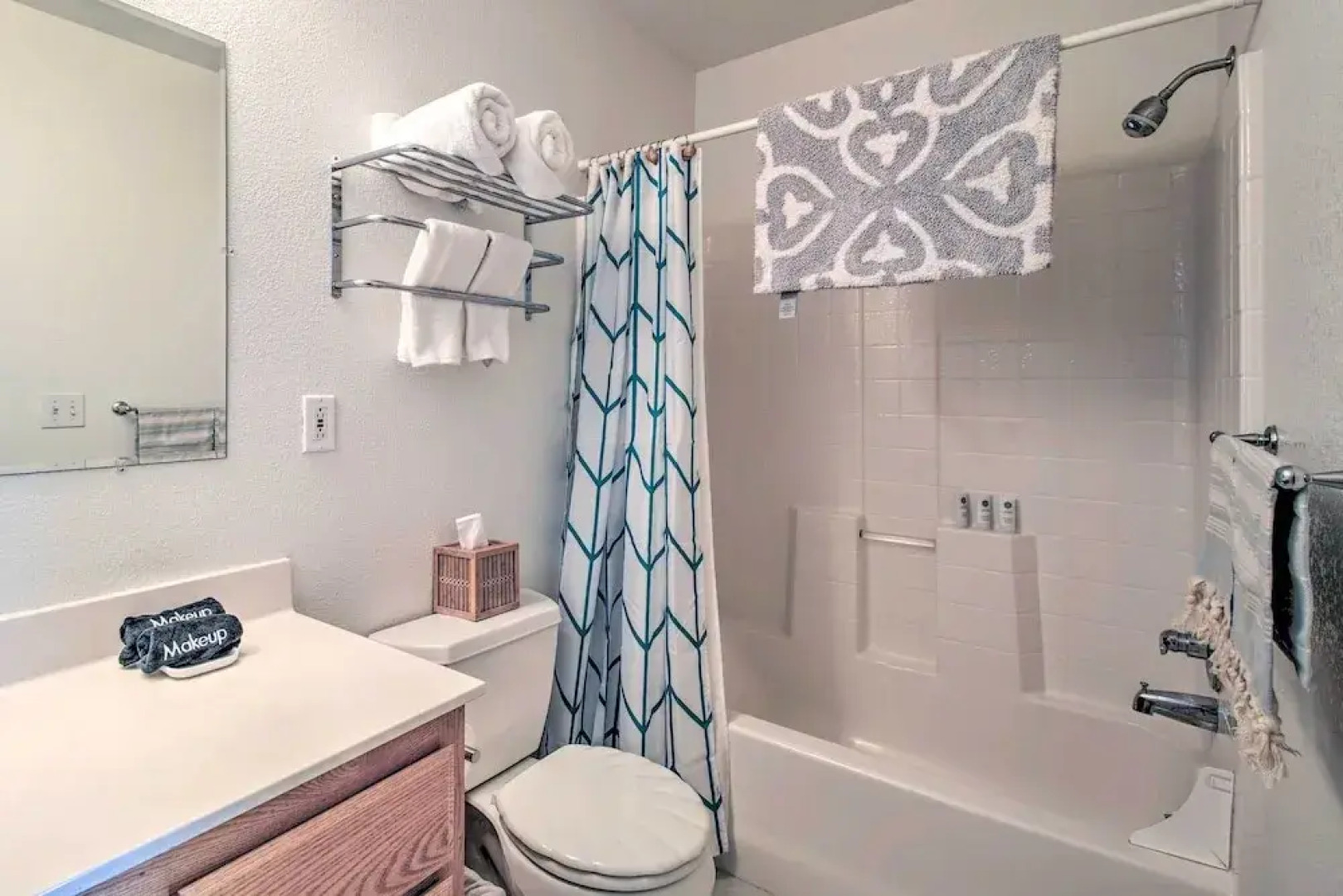 Spacious Lakeport Home w/ Dock & Mtn Views!