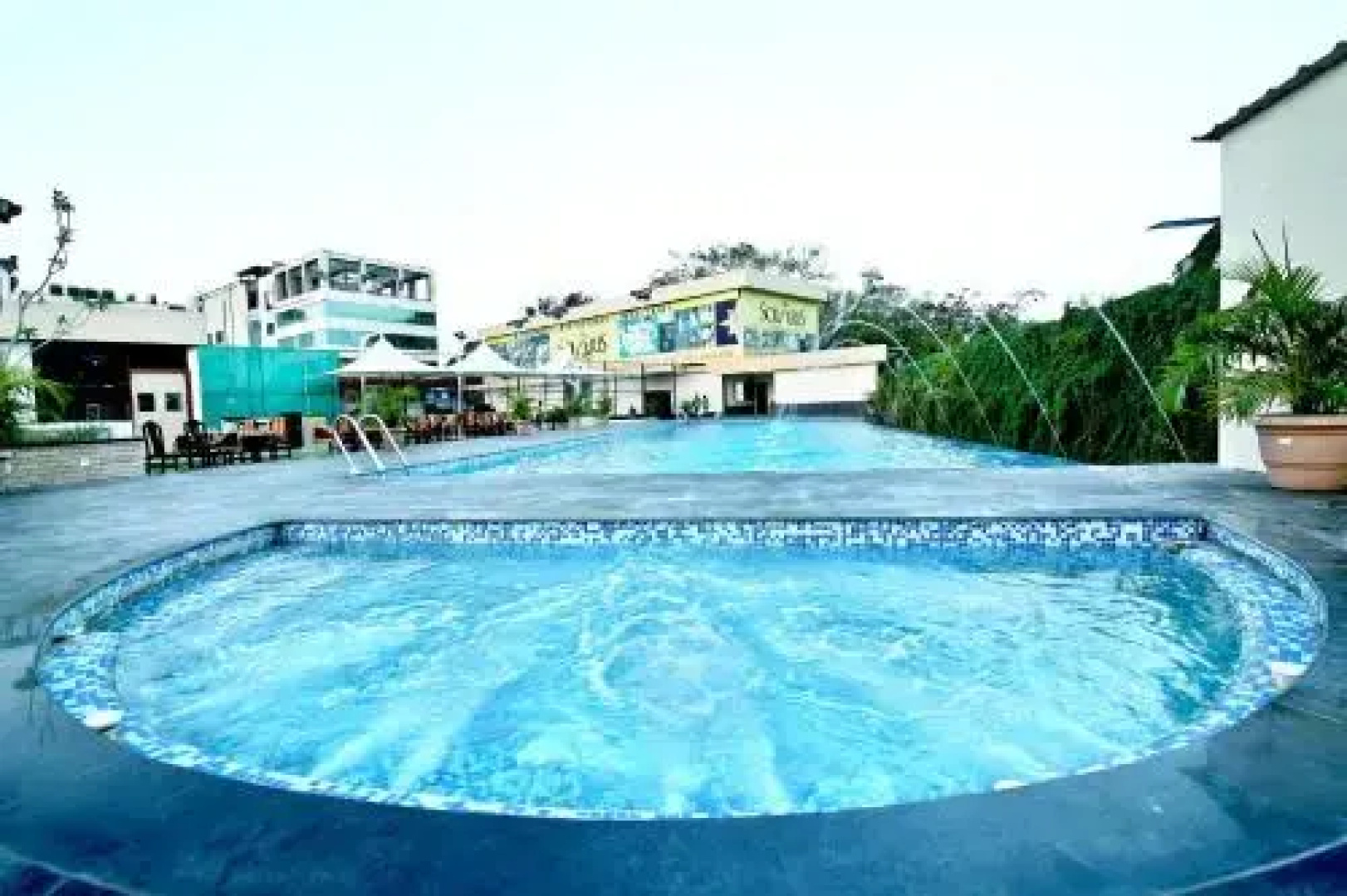 Solaris Hotel And Club