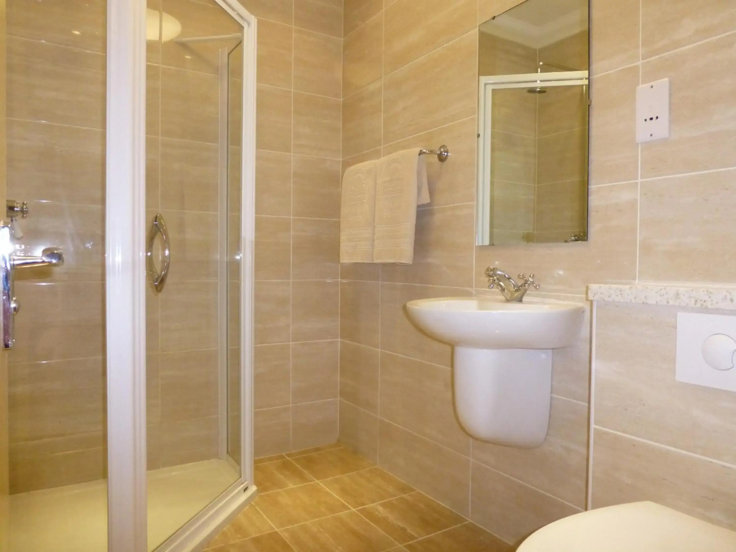 Sandringham Hotel