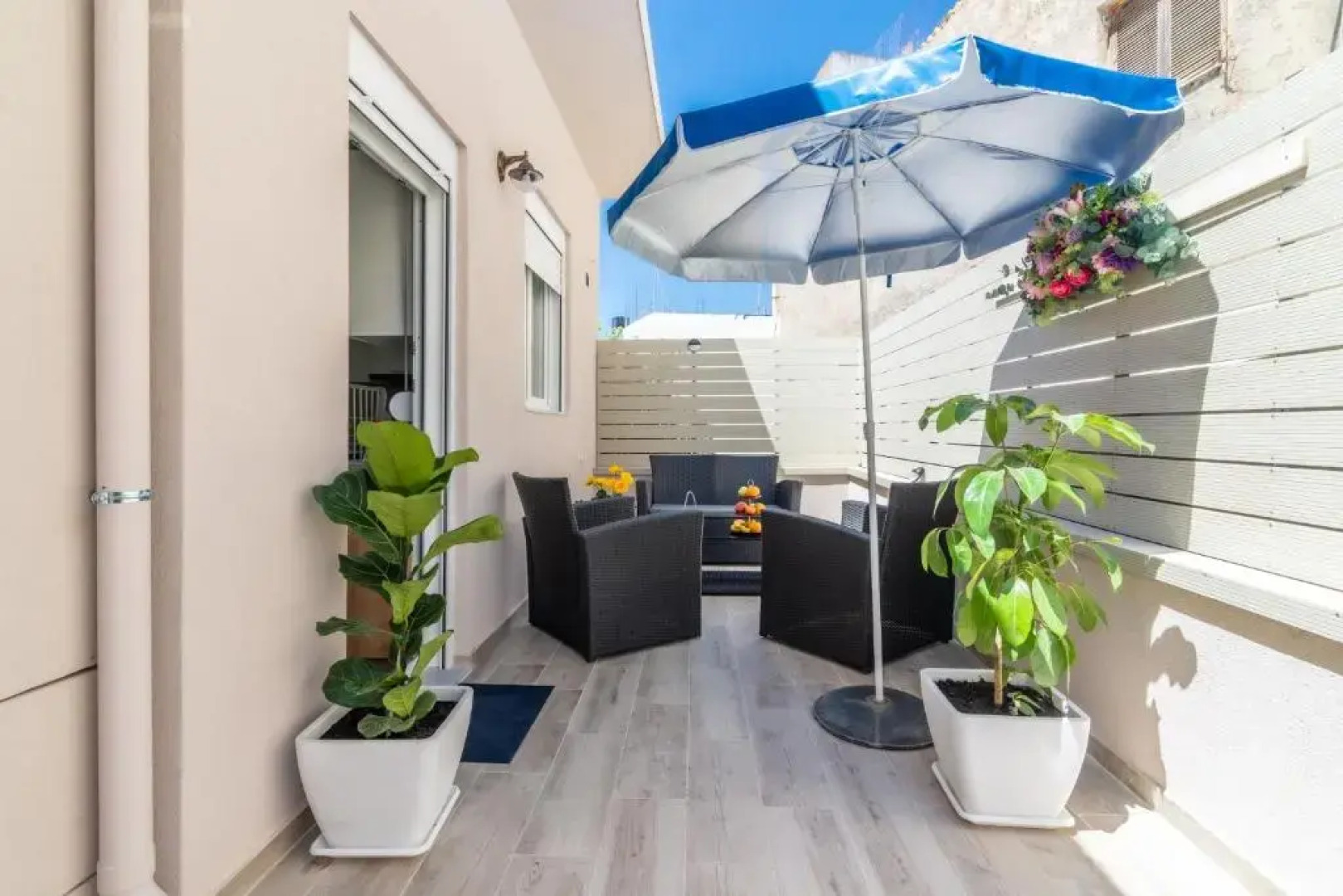 Comfy House For Families & Couples With BackYard