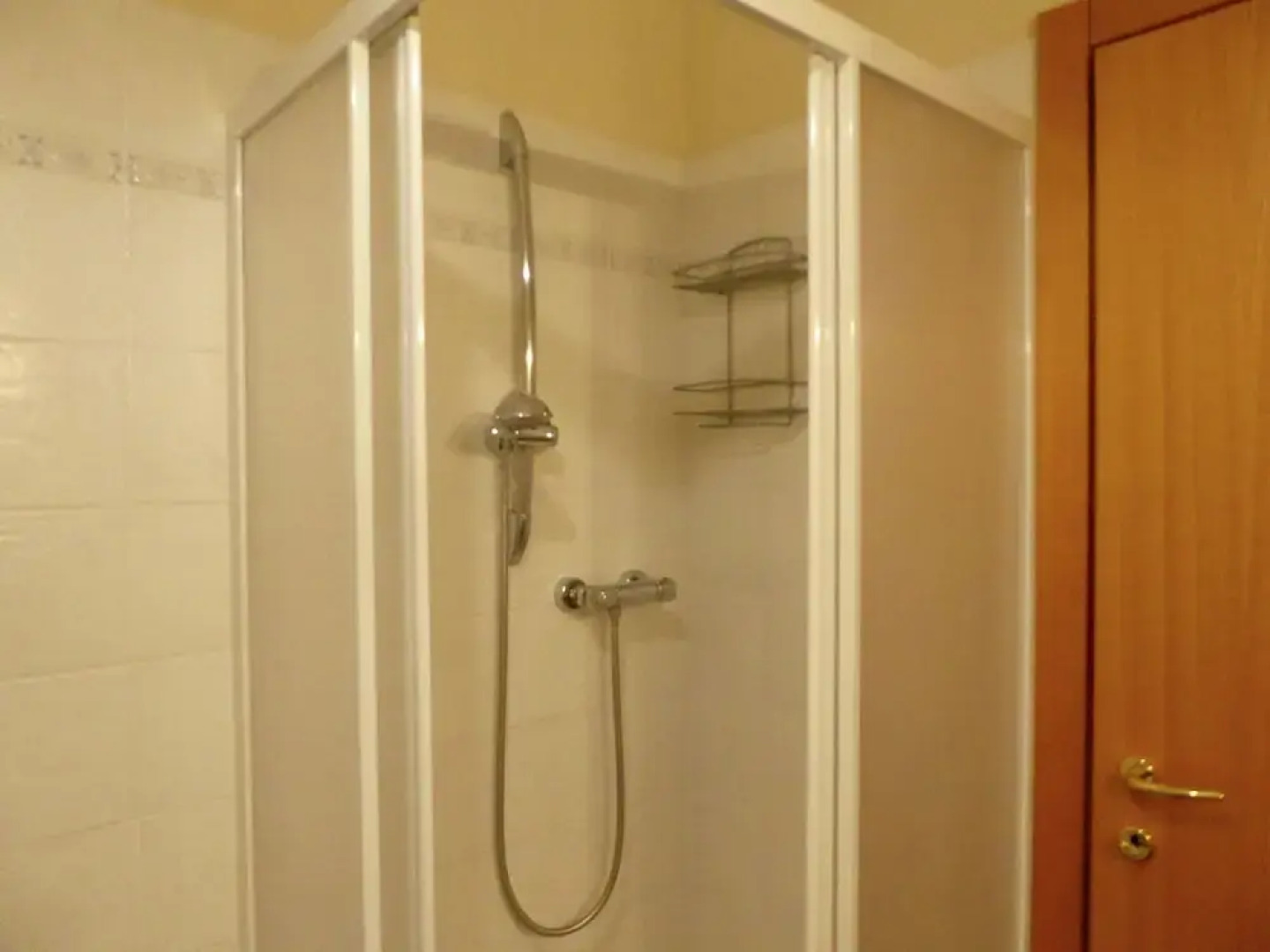 Rustically Decorated, Stylish Property