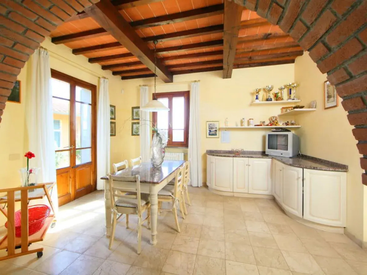 Villa Elena 36889