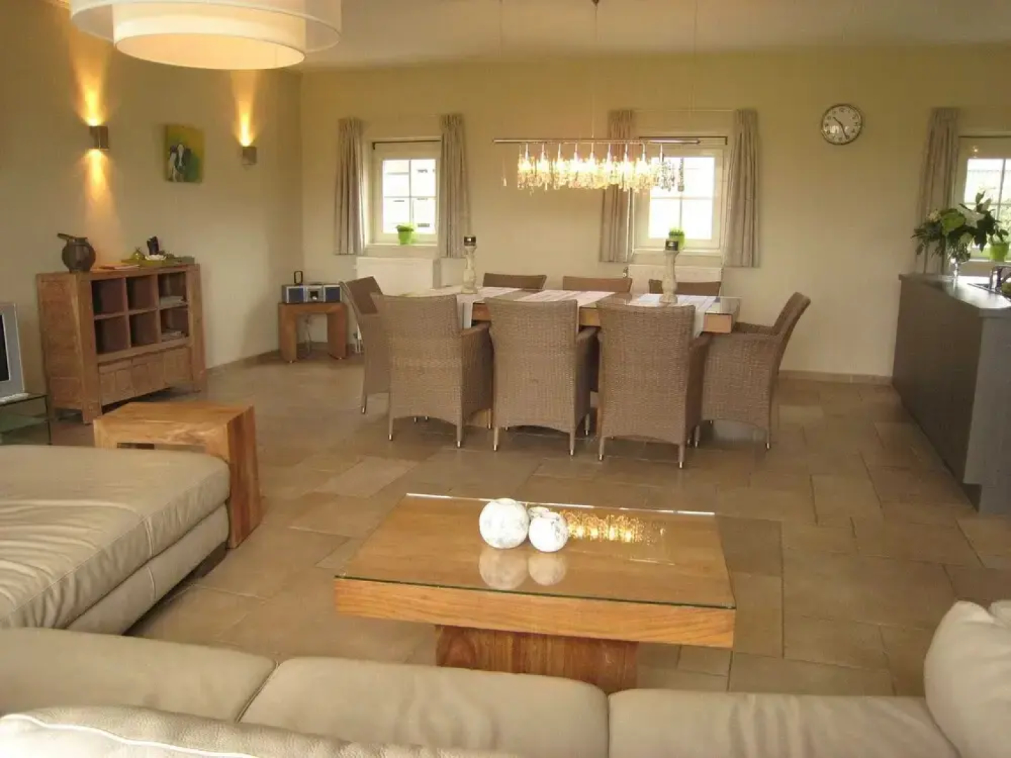 Rural Holiday Home With Outdoor Pool & Sauna