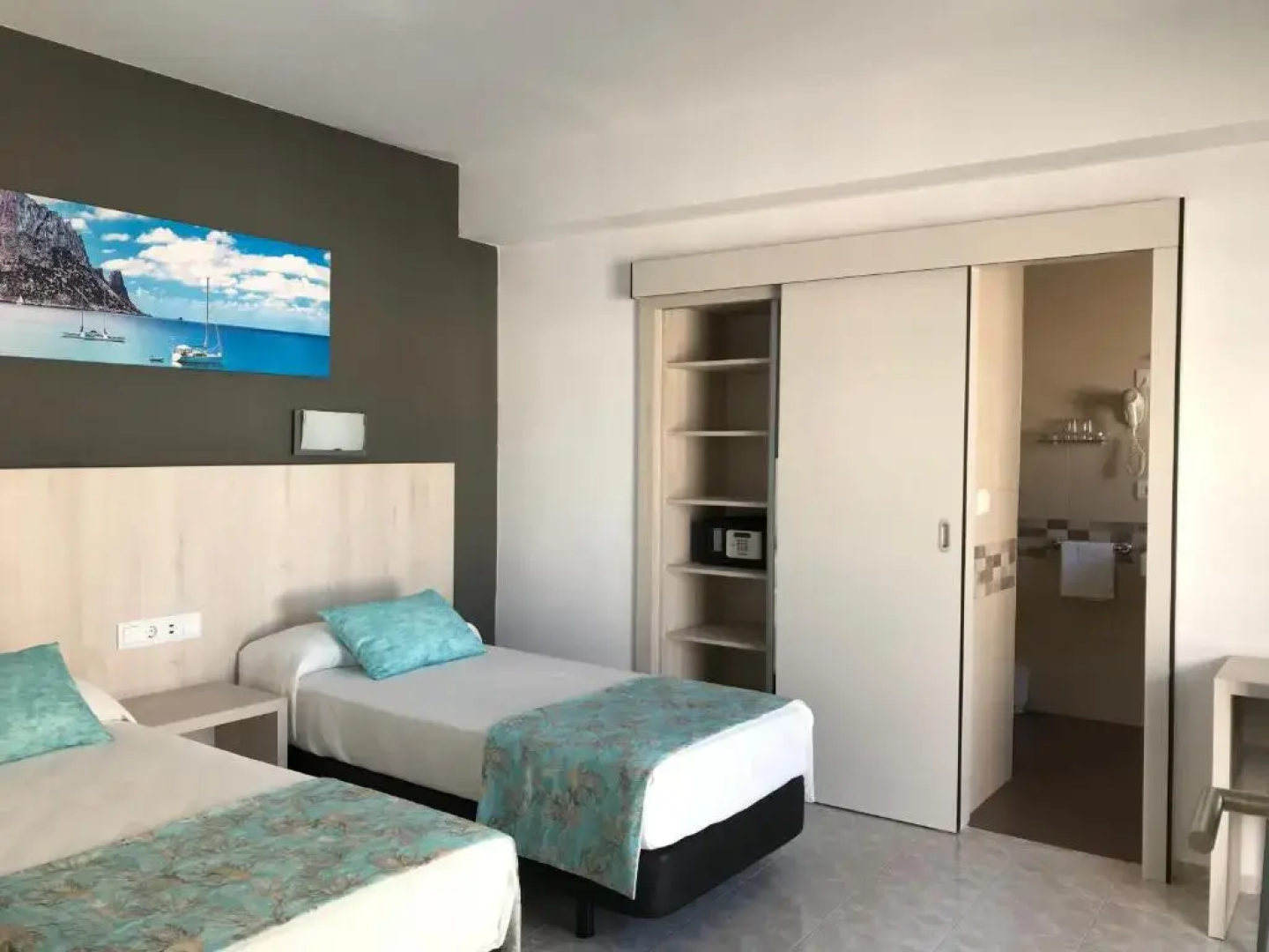 Hostal Cervantes