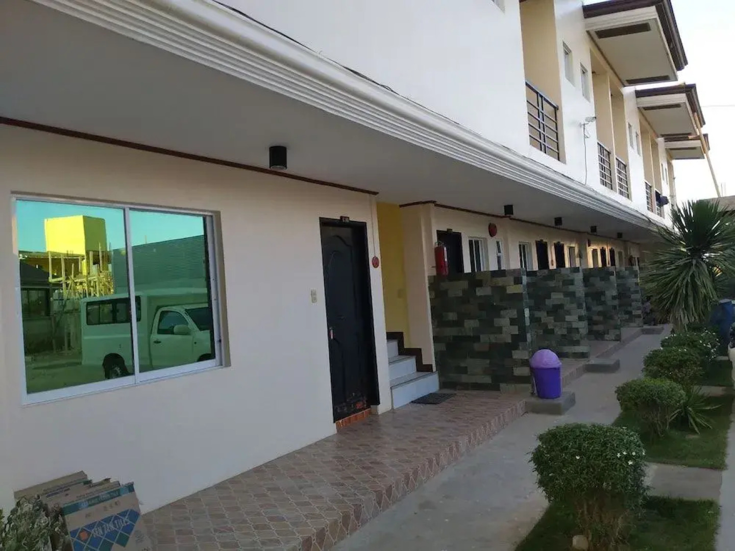 Endielina's inland resort corp