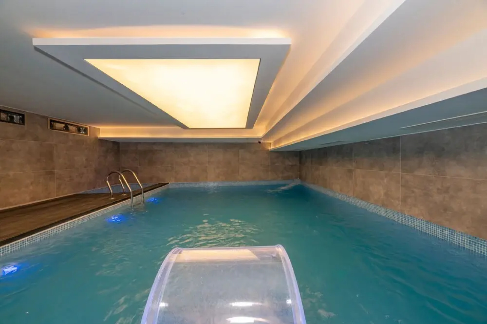 The Conforium Hotel Van