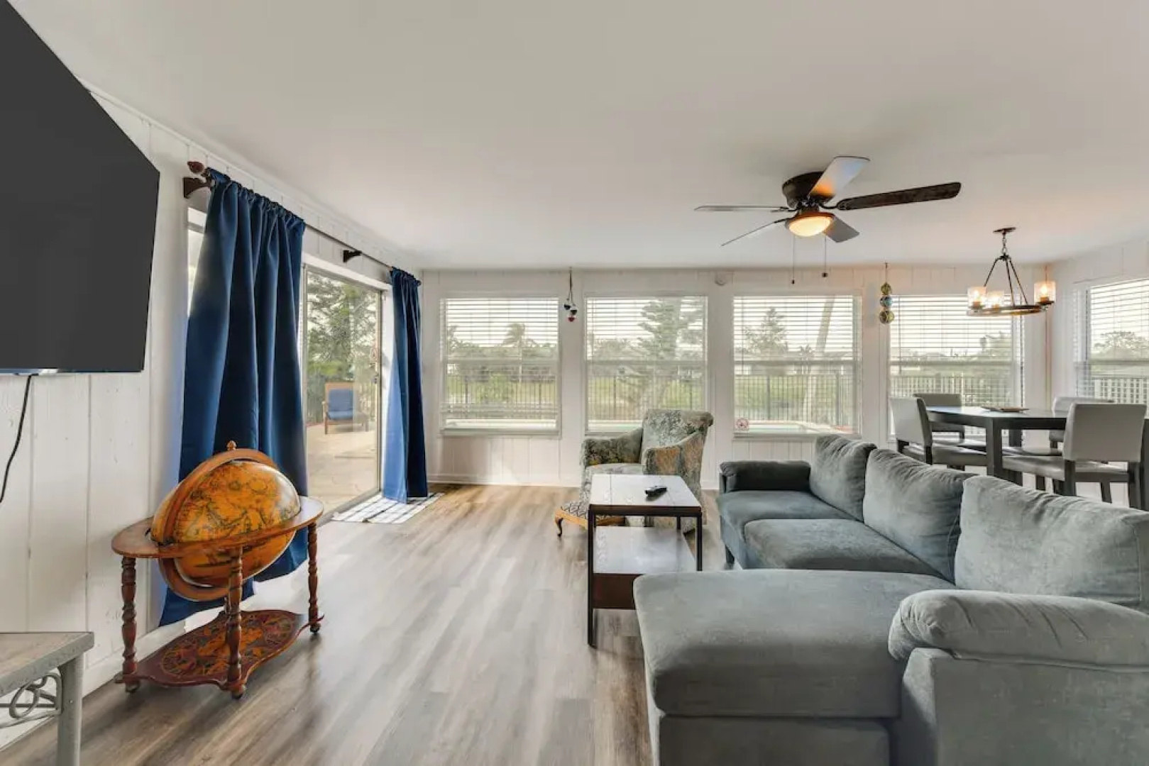 Canal-front Fishing & Pool: North Port Home