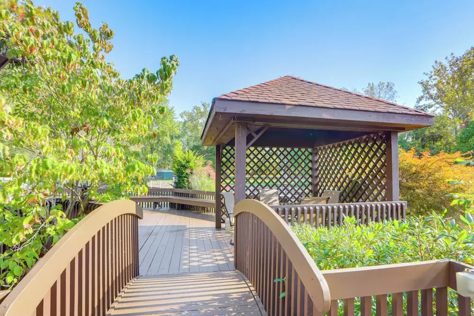 Vermilion River Home w/ Hot Tub & Private Dock!