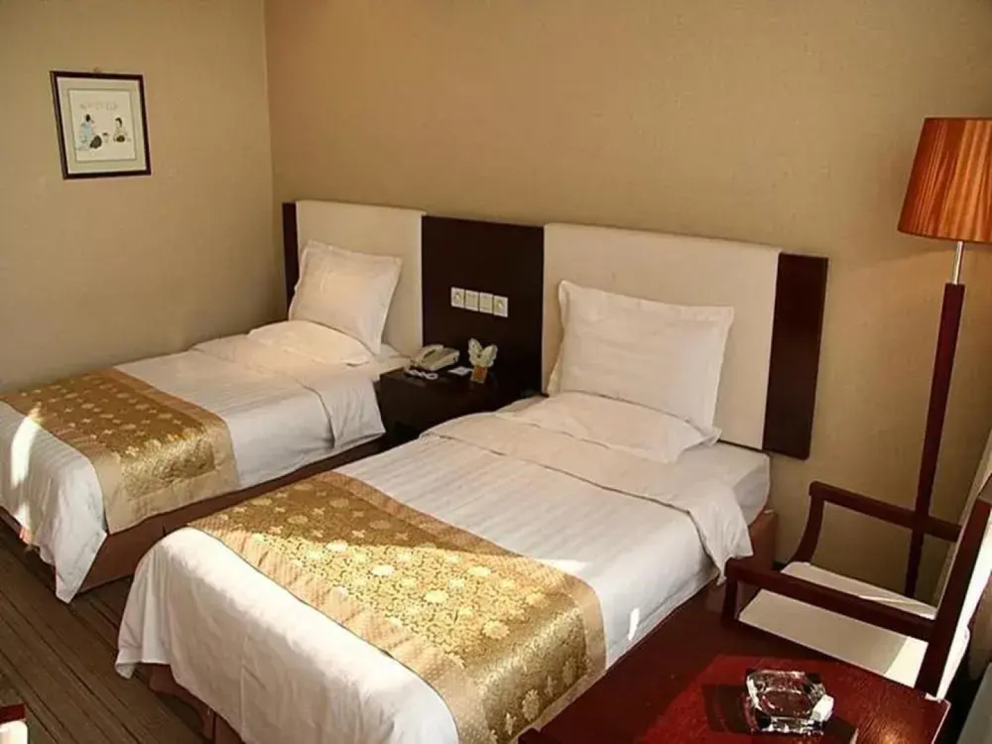 Jinhekailong Hotel - Datong