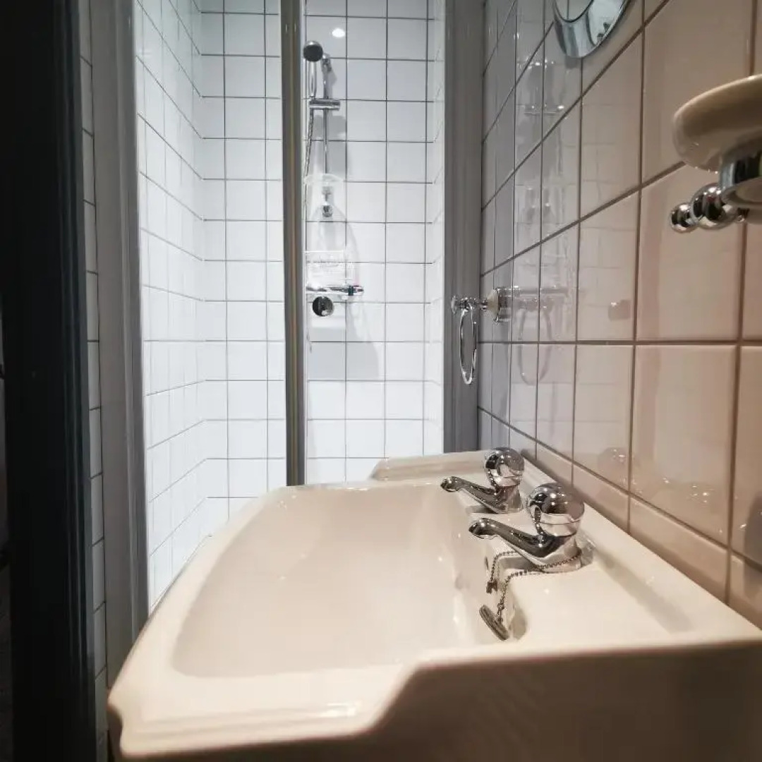 Rooms by the River at Glan Aber