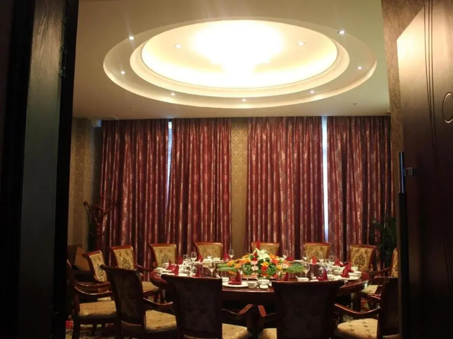 Panda Prince Hotel Dazhou