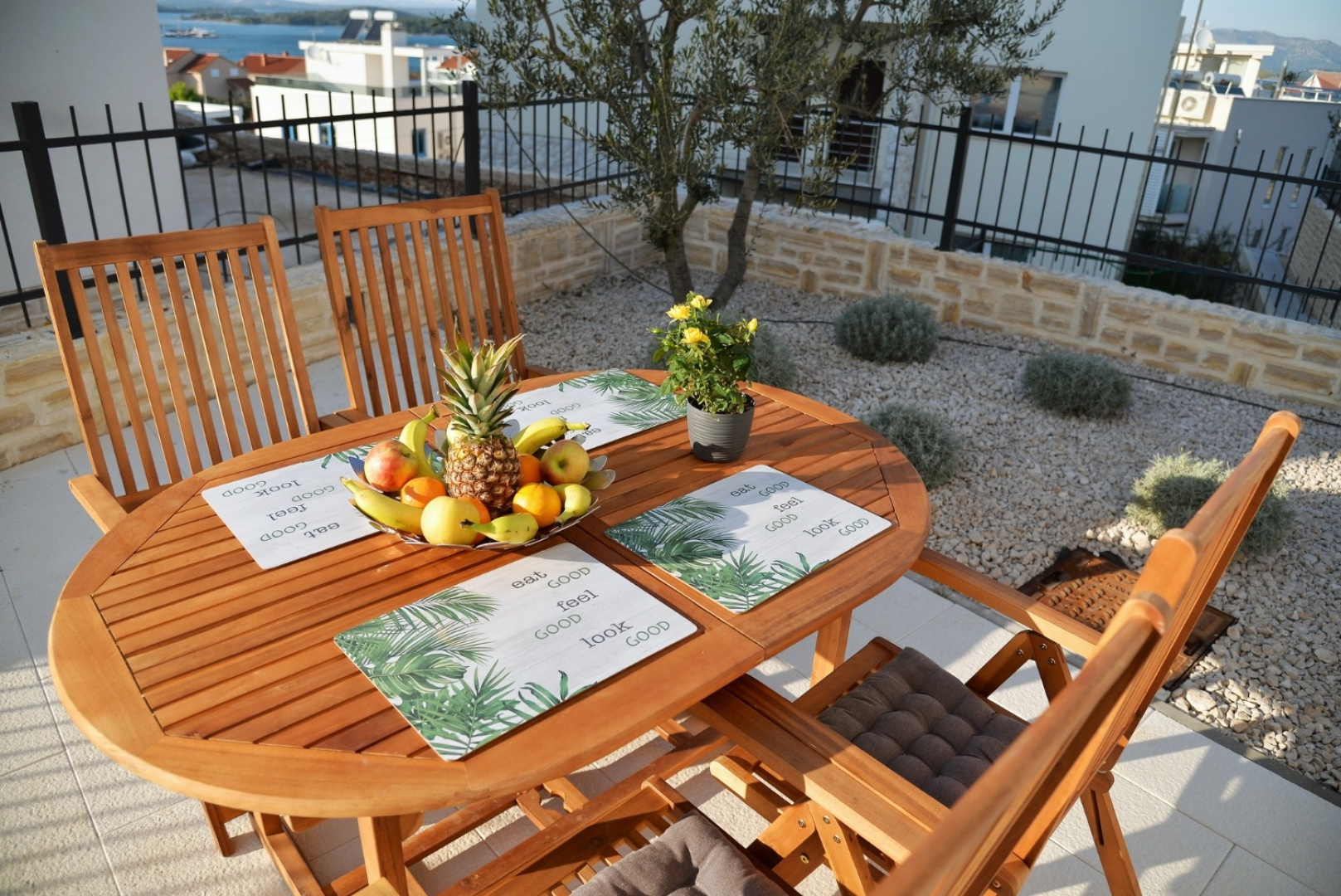 Apartment Nata - free parking A1 Murter, Island Murter