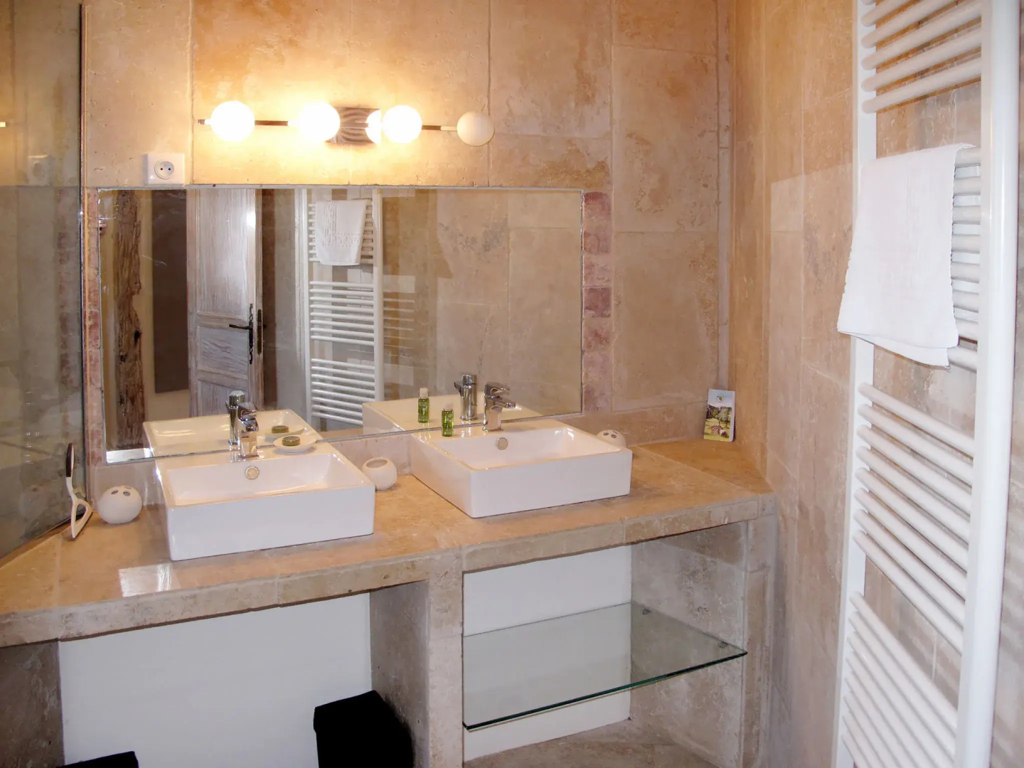 Les Garrigues d.l. Vallée d.B. (MSL175)