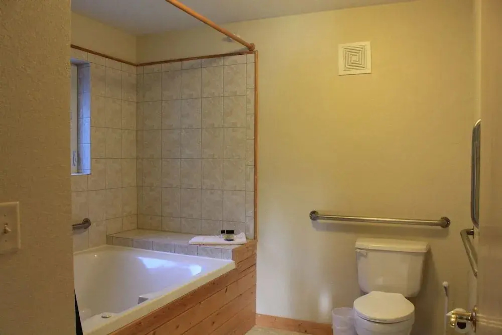 Viking Bay Resort & Lodge