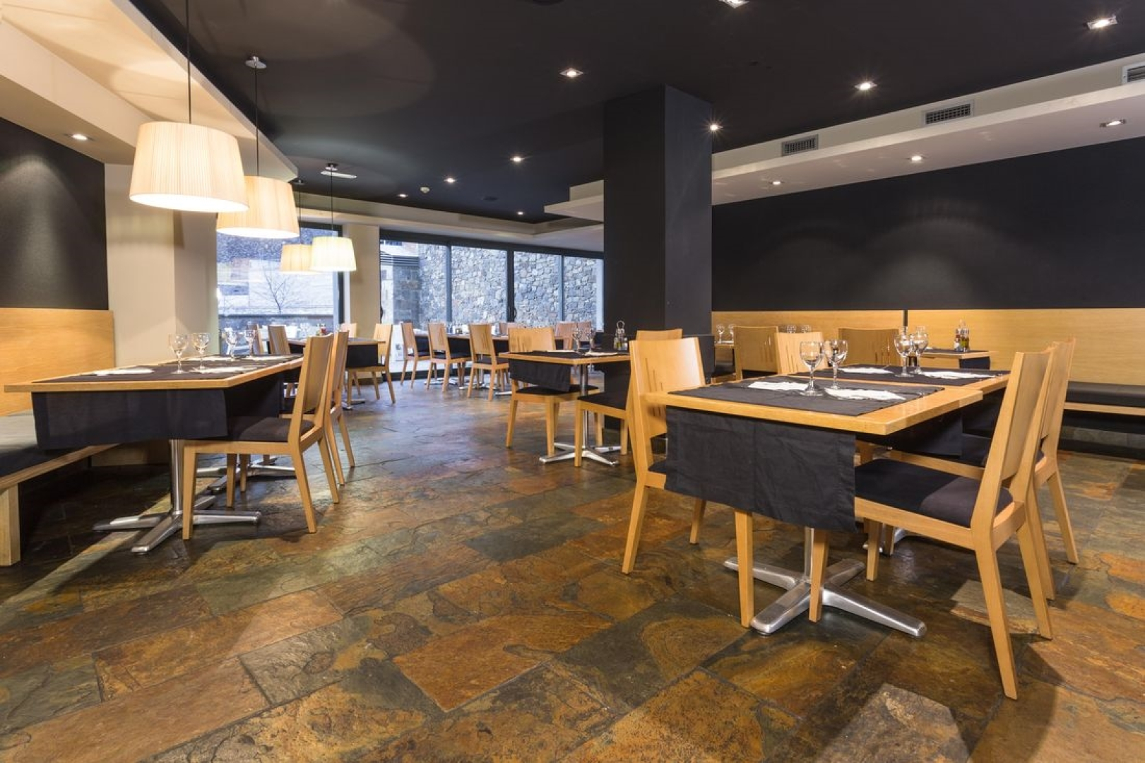 Apartaments Shusski by Nexta.