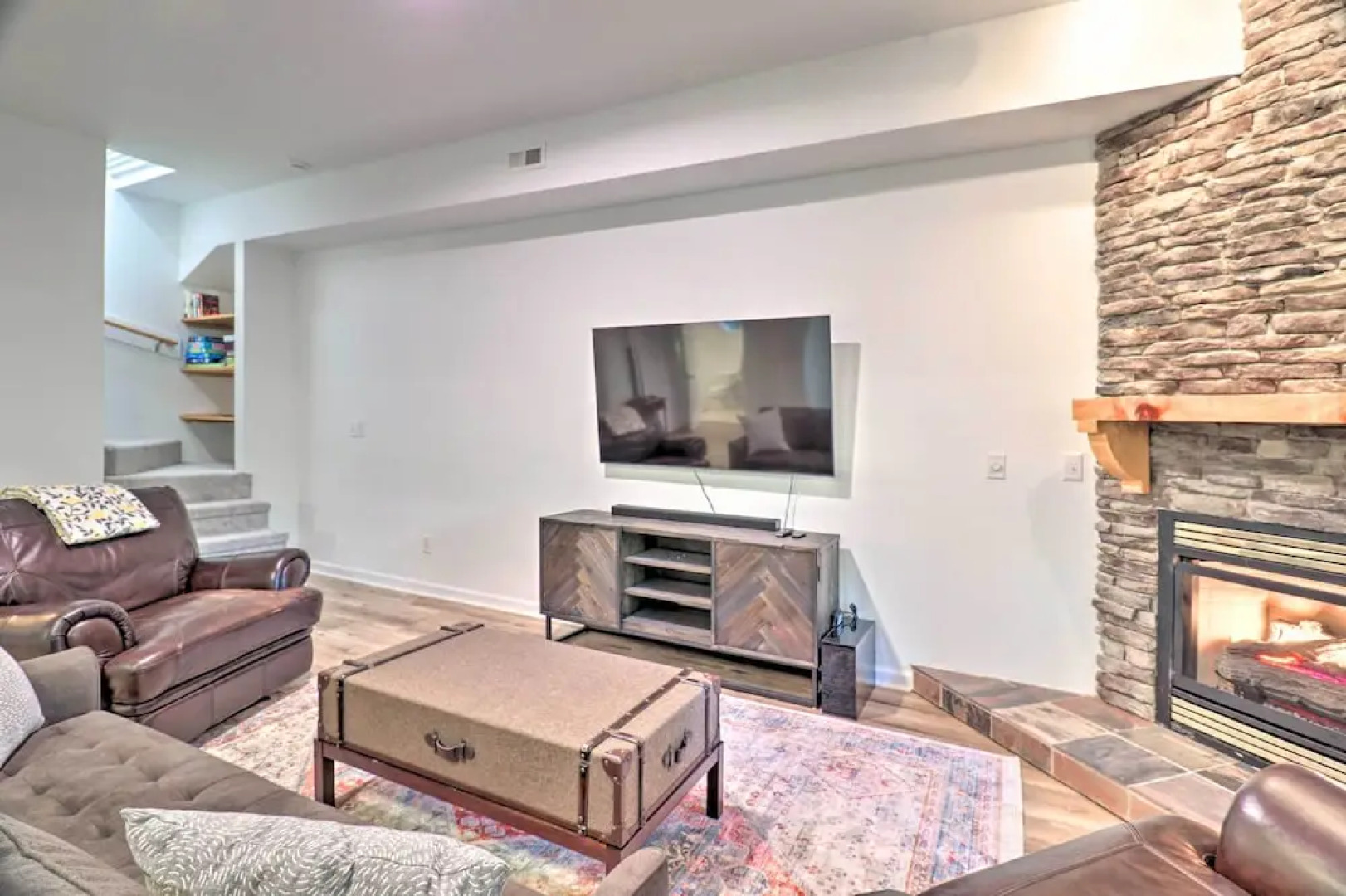 2 Mi to Sapphire Resort: Home w/ Hot Tub & Games!