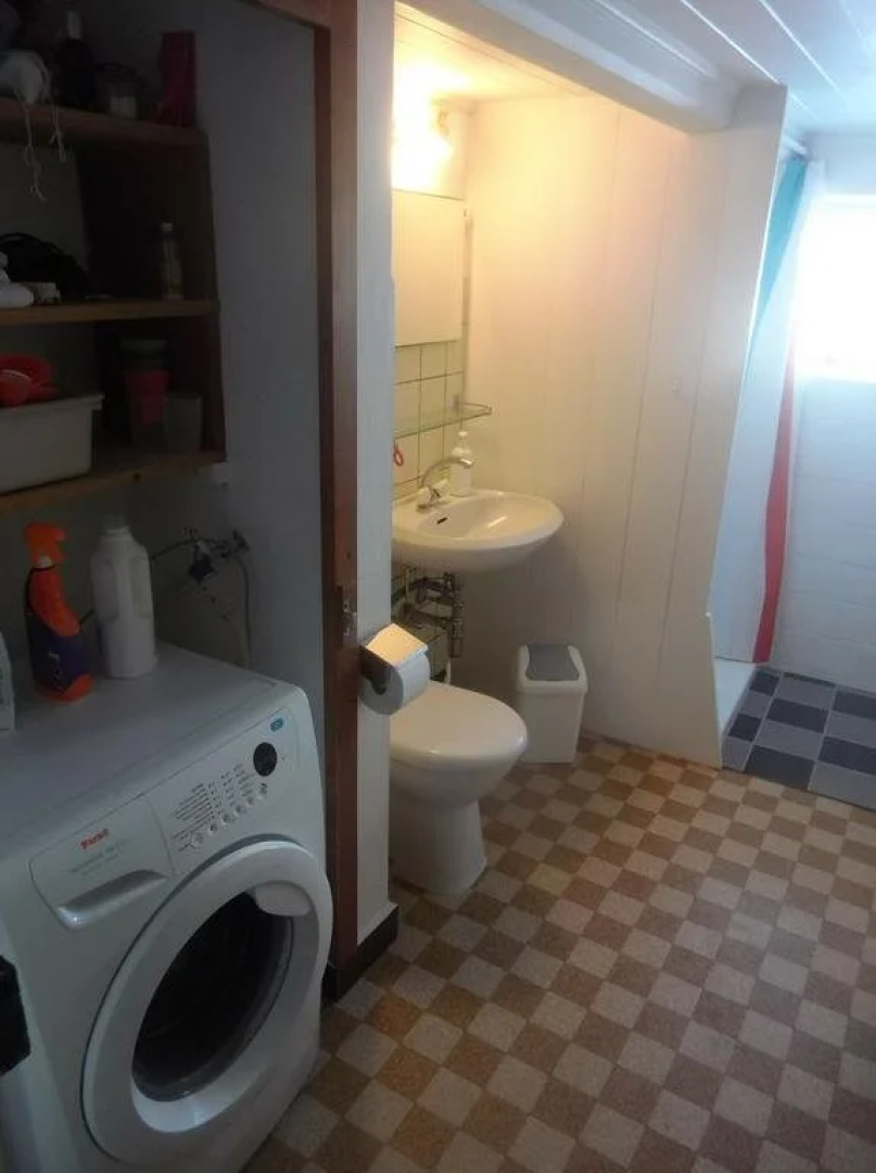 Maison aux Volets Verts