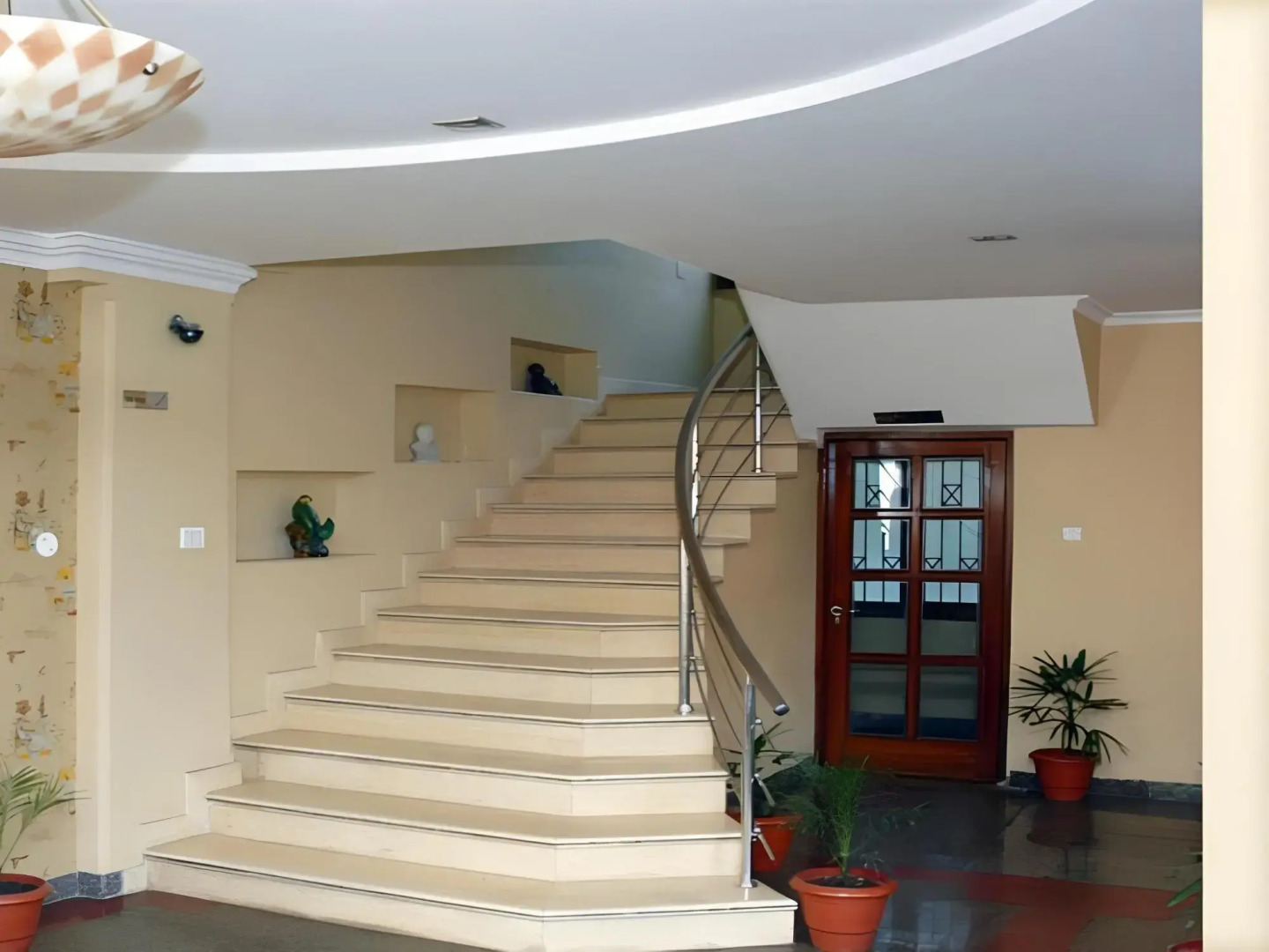 The Regent Palms Hotel