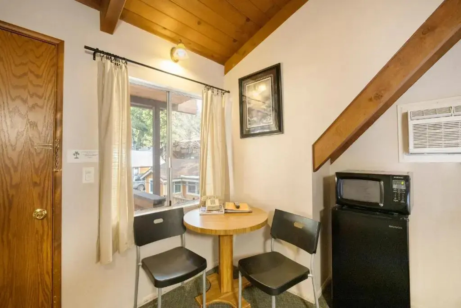 Sleepy Hollow Cabins and Hotel