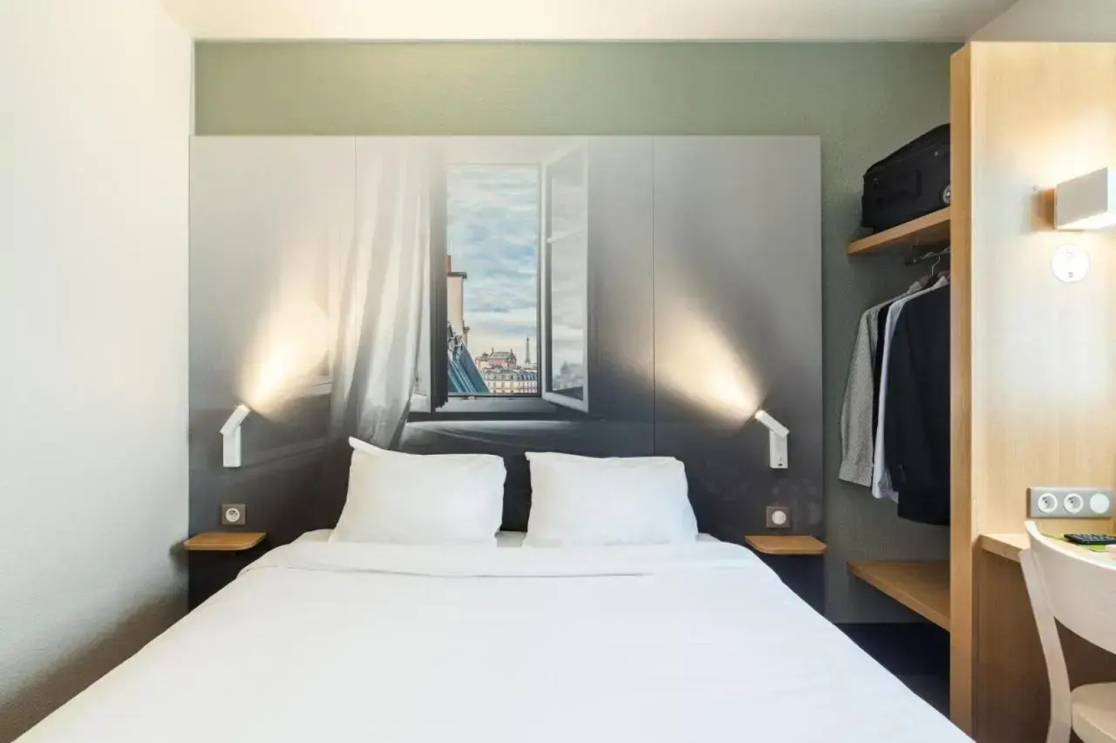 B&B Hôtel Evry Lisses 1