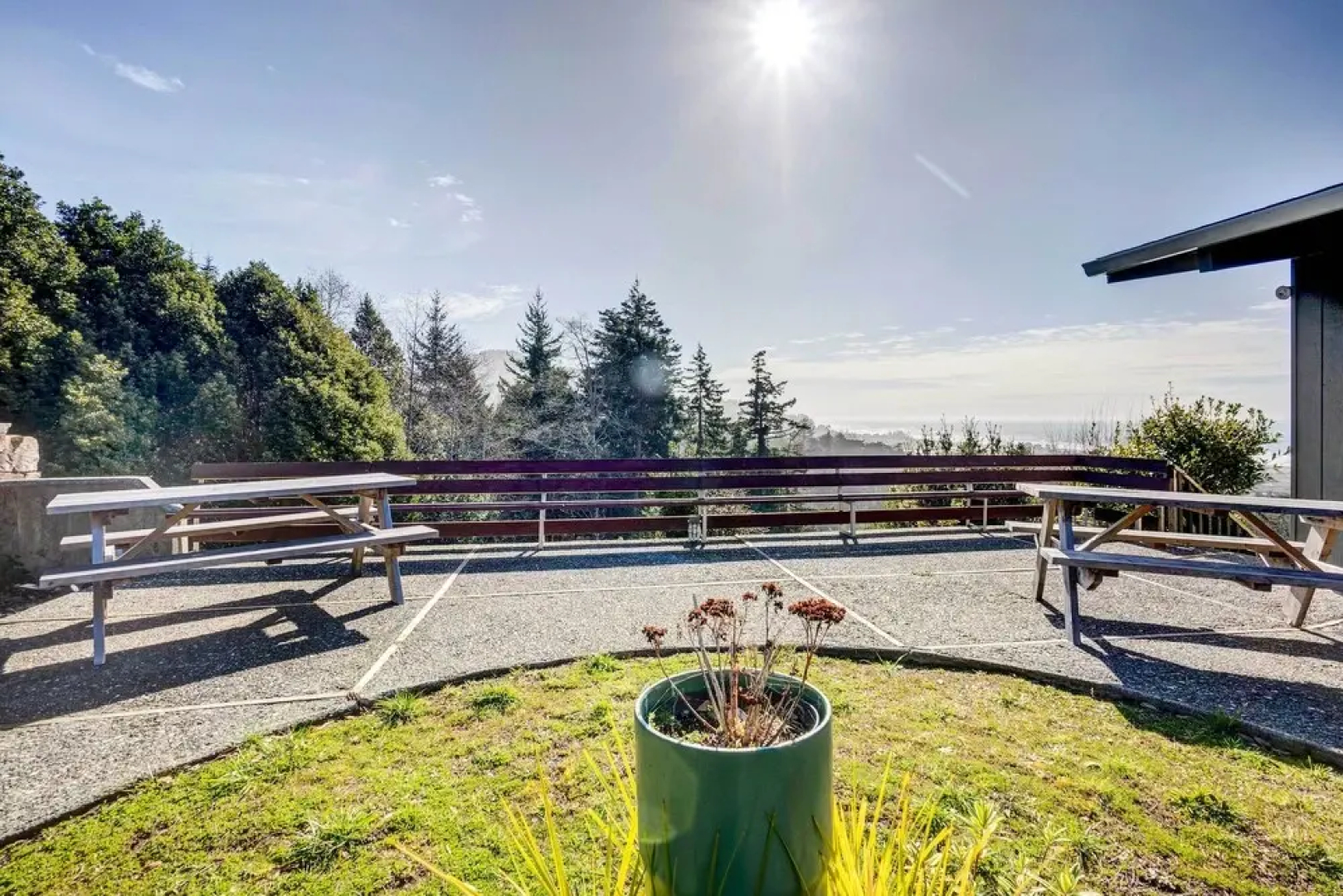 'ocean Vista' Gold Beach Getaway!