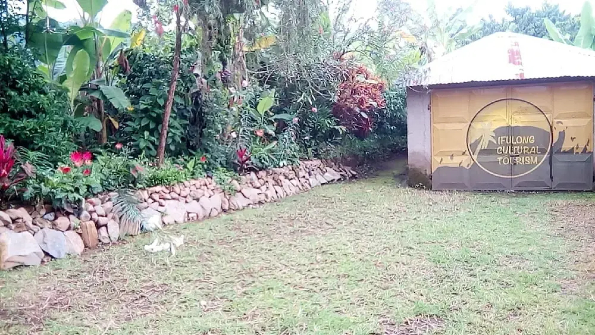 Ifulong cultural tourism homestay