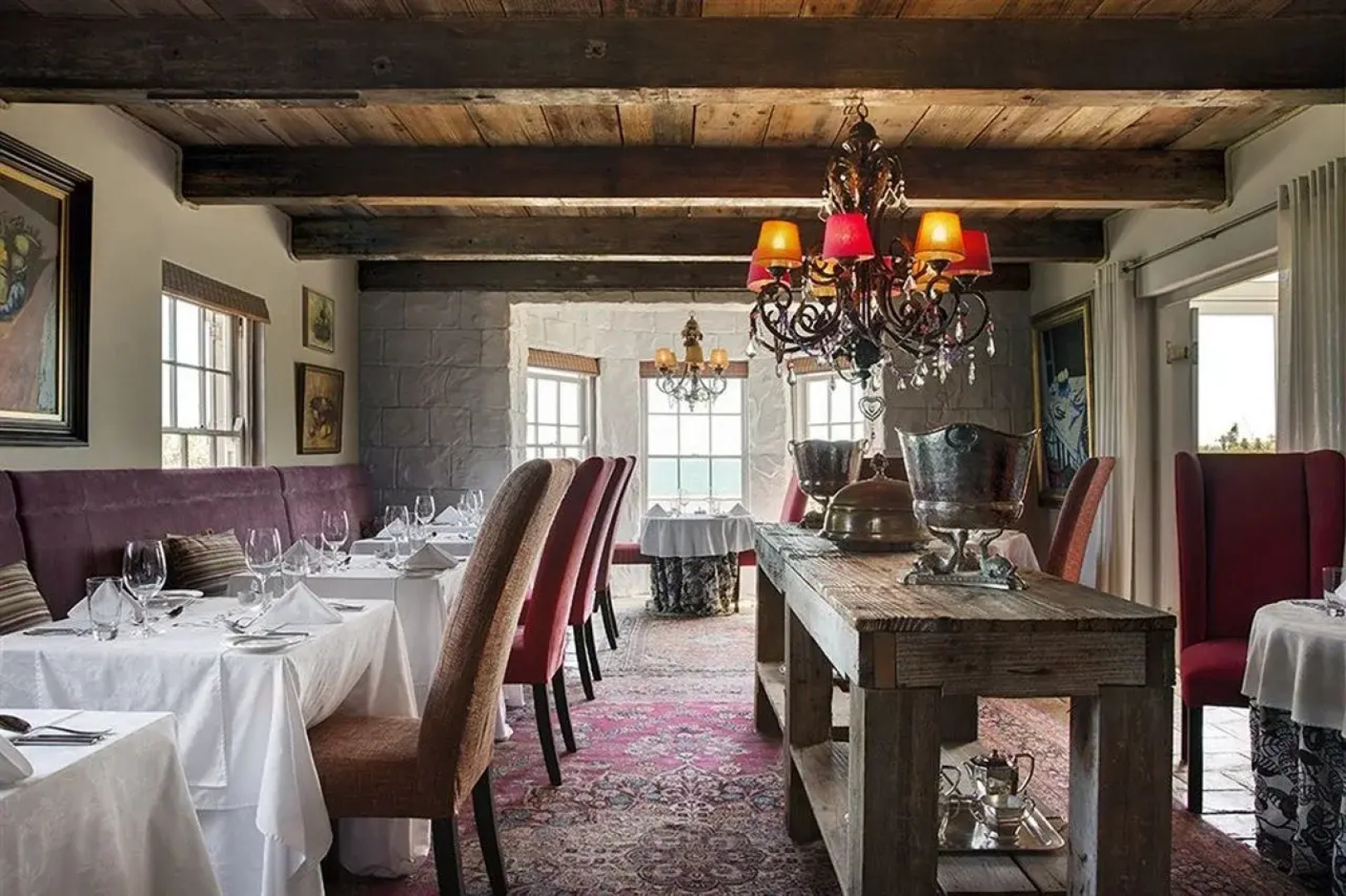 Abalone Hotel & Villas