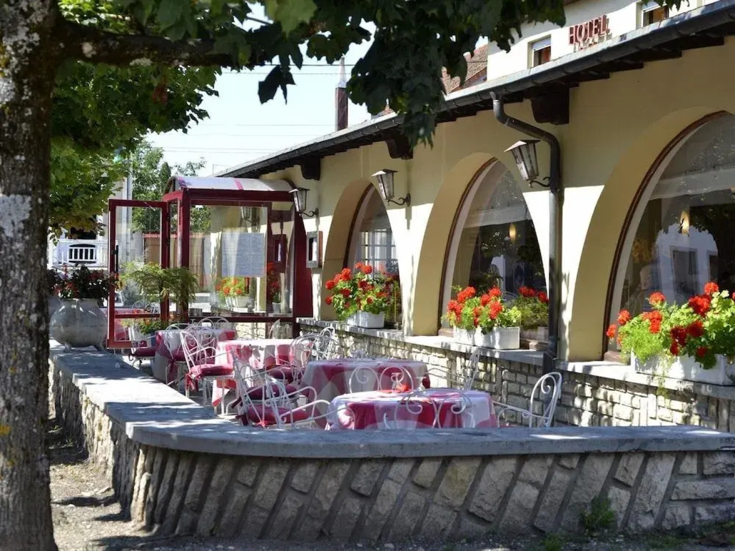 Hotel Restaurant Du Commerce