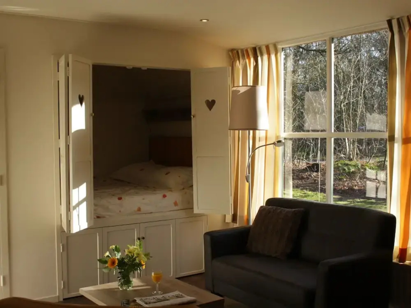 Romantic Bungalow With Dishwasher, Surrounded by Nature