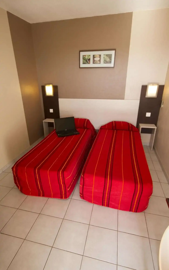 Brit Hotel Essentiel Sete Balaruc