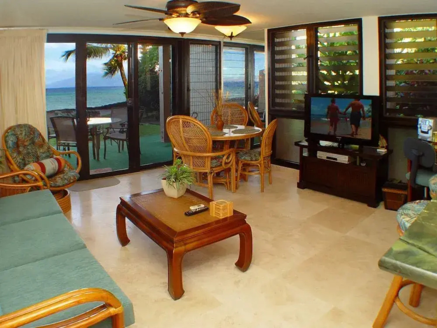 Kaleialoha #115 1 Bedroom 1 Bathroom Condo by Redawning