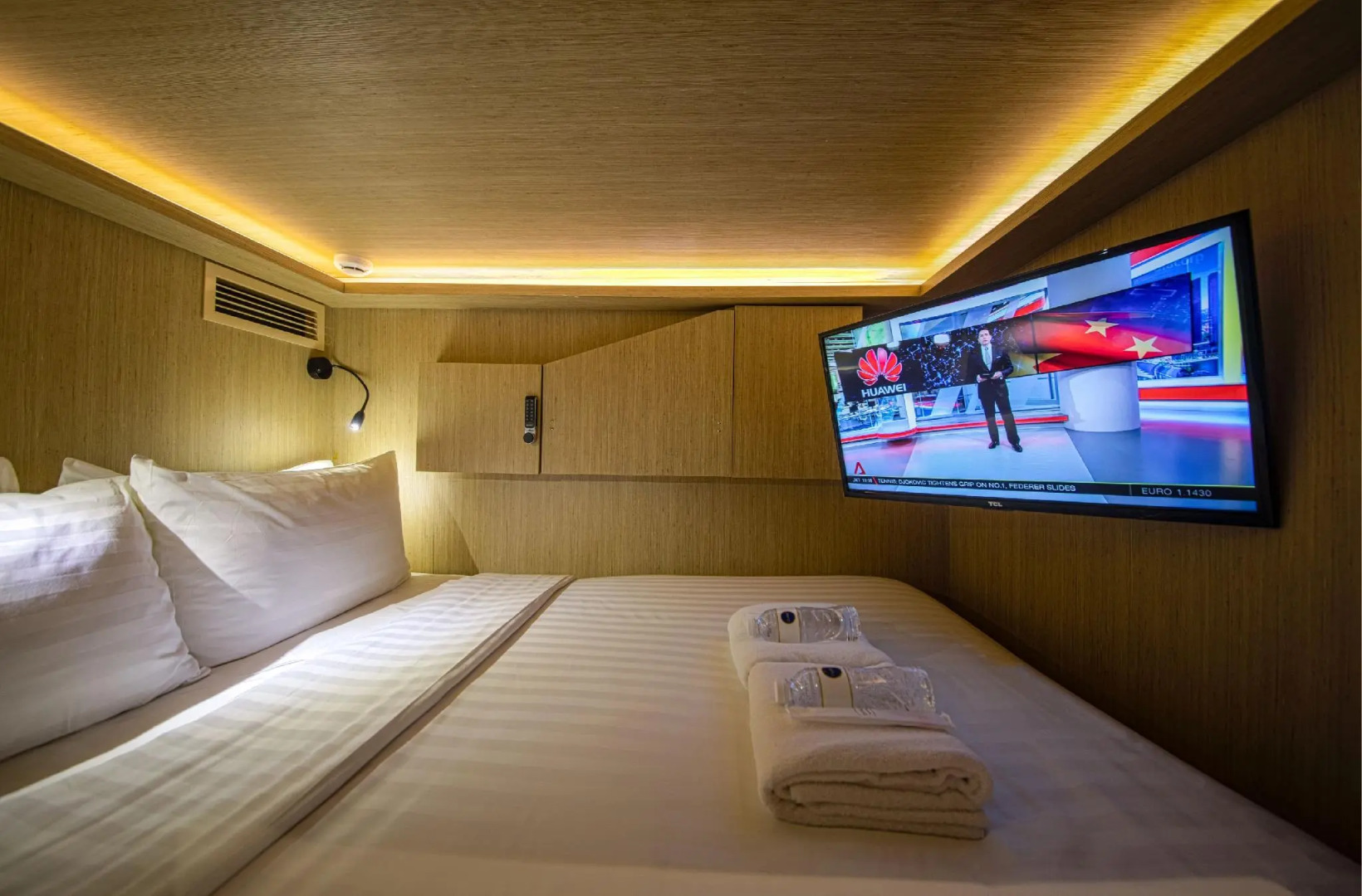 CUBE Boutique Capsule Hotel @ Kampong Glam