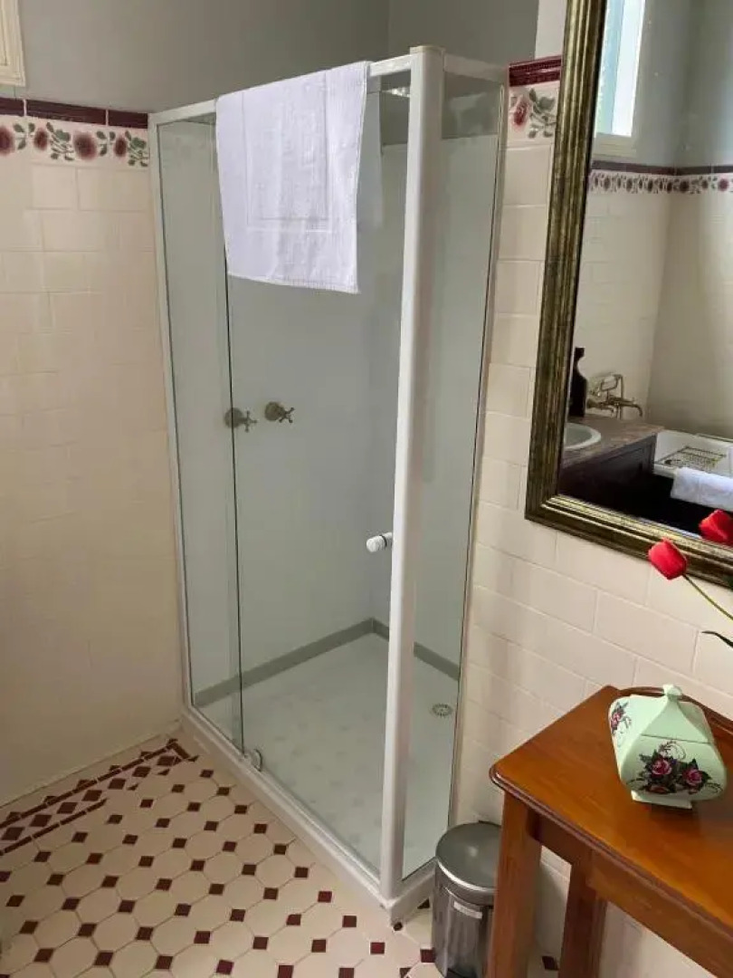 Delightful And Charming Rose Cottage