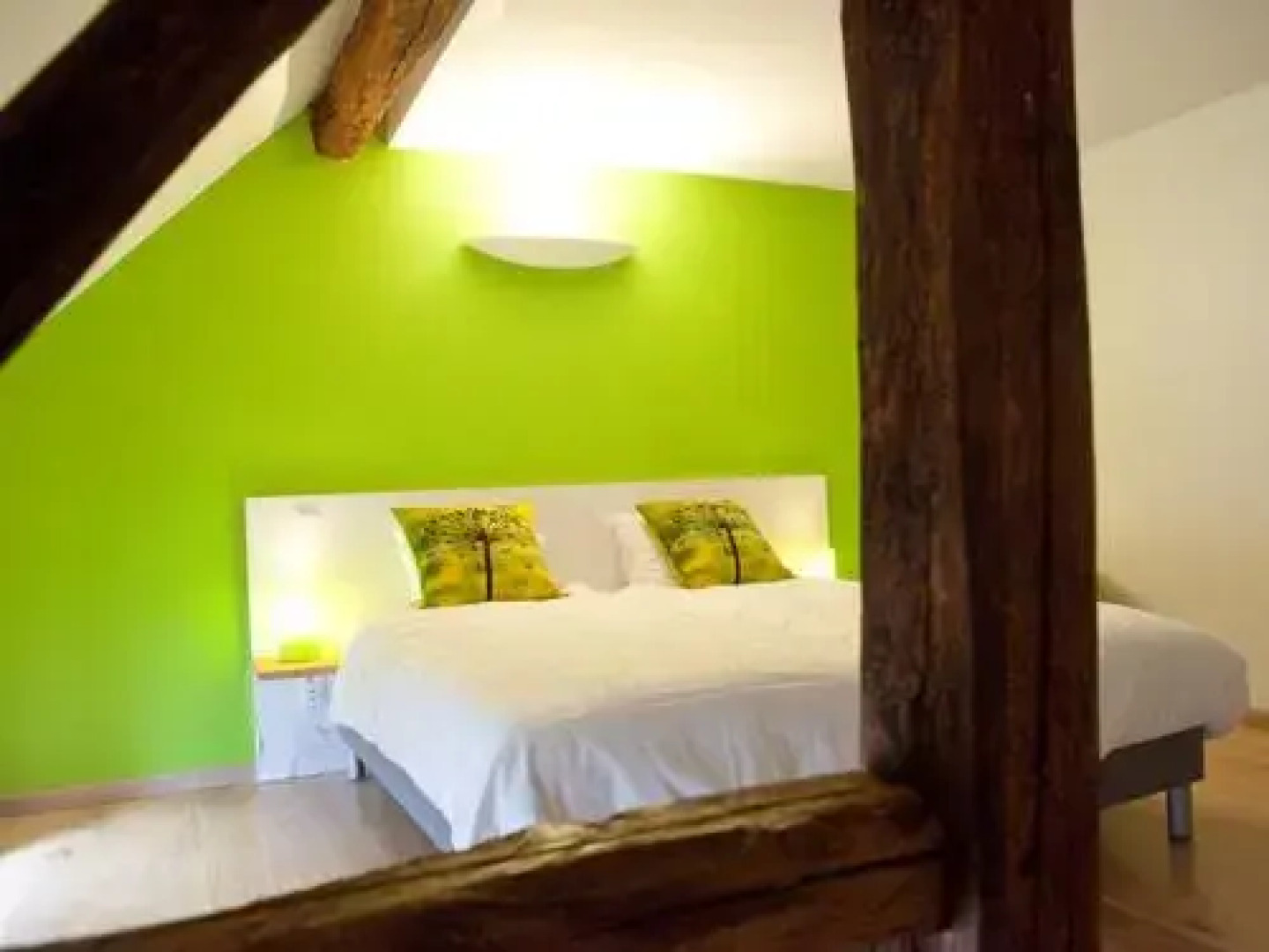 Aux Berges de la Bel