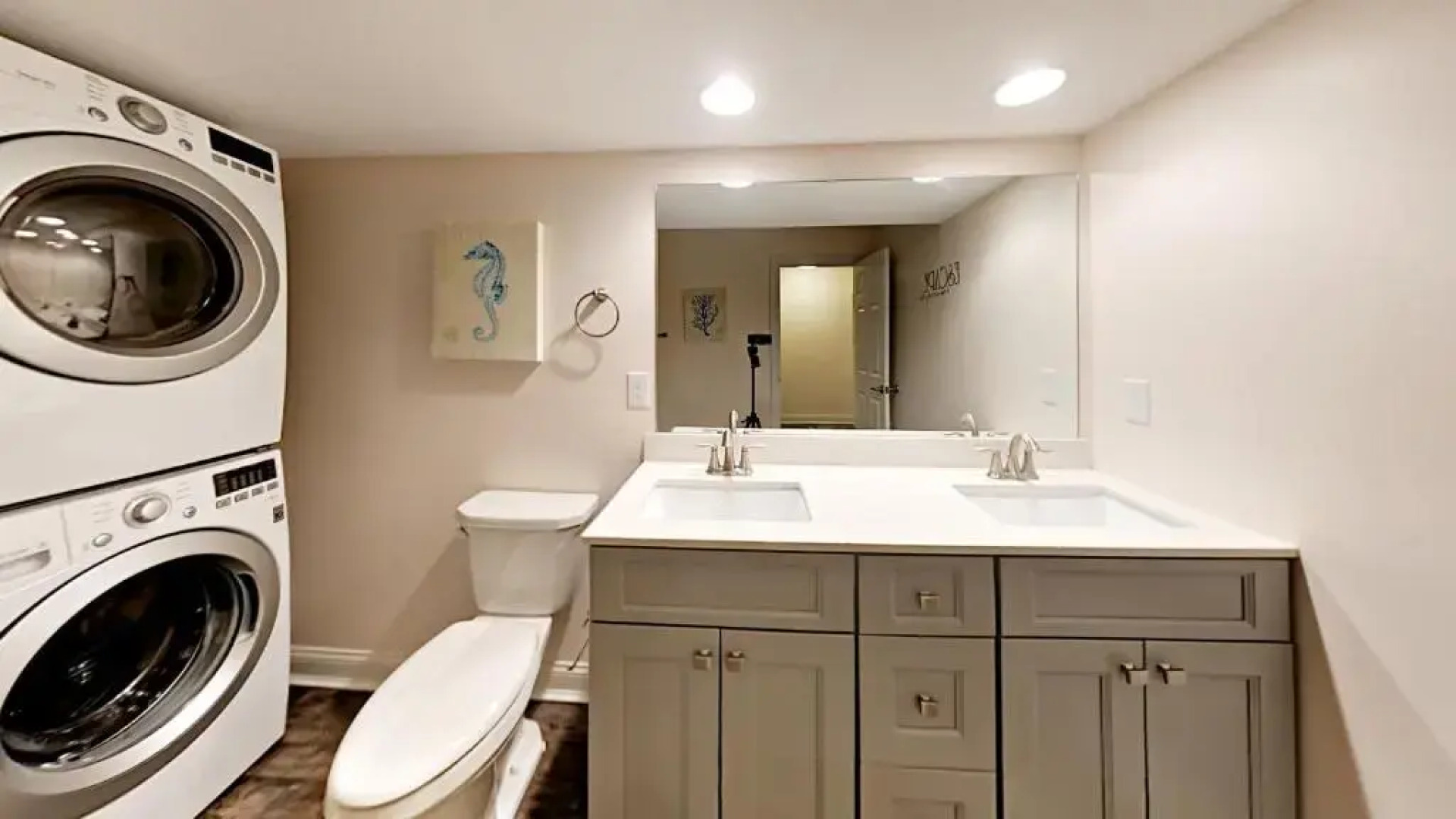 Put-in-Bay Waterfront Condo #105