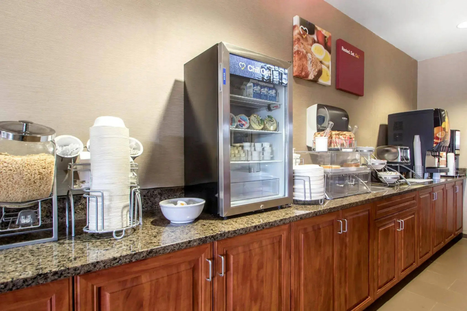 Comfort Suites Johnson Creek Conference Center