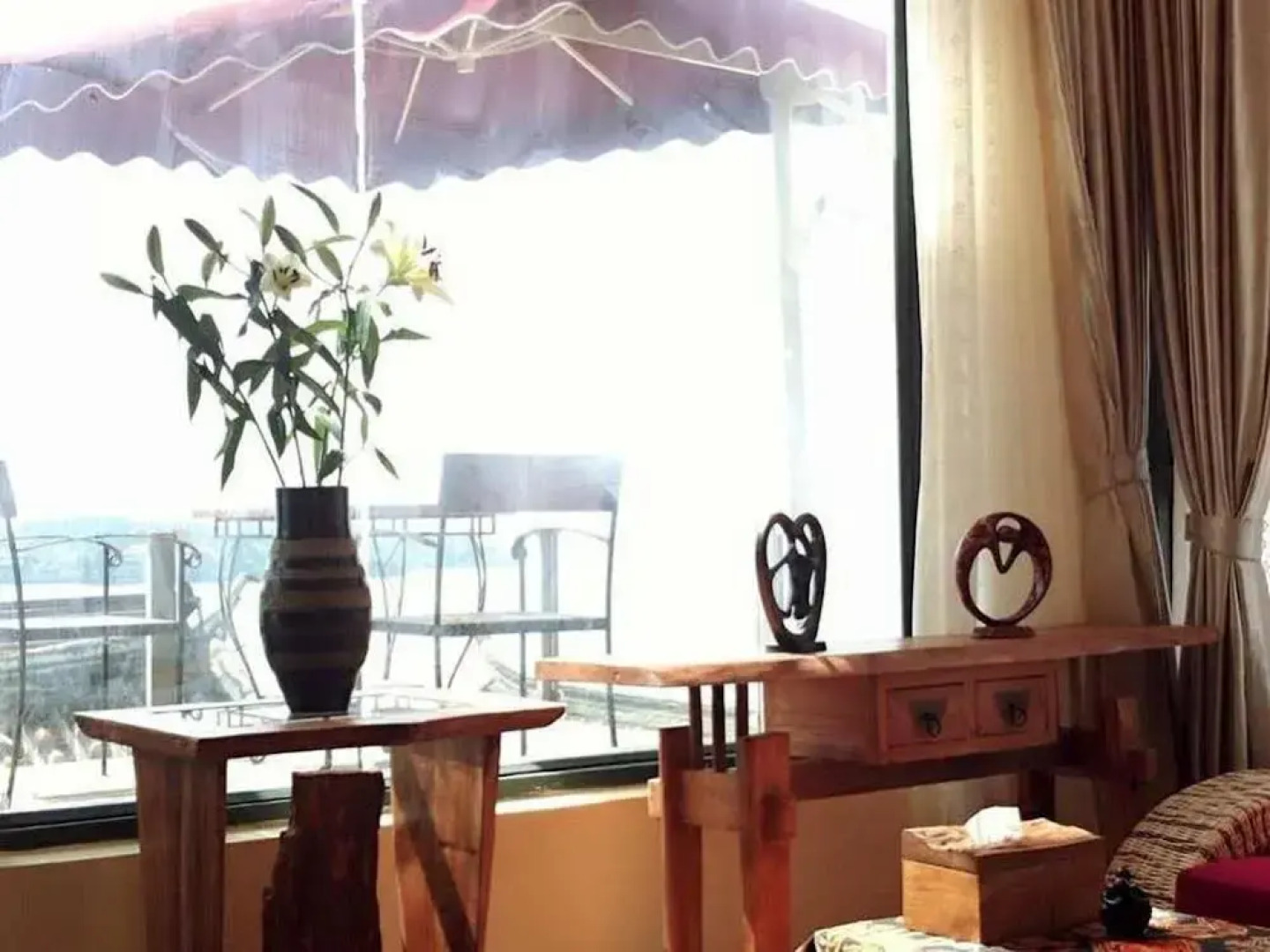 Dali Shuanglang Luna Seaview Hotel