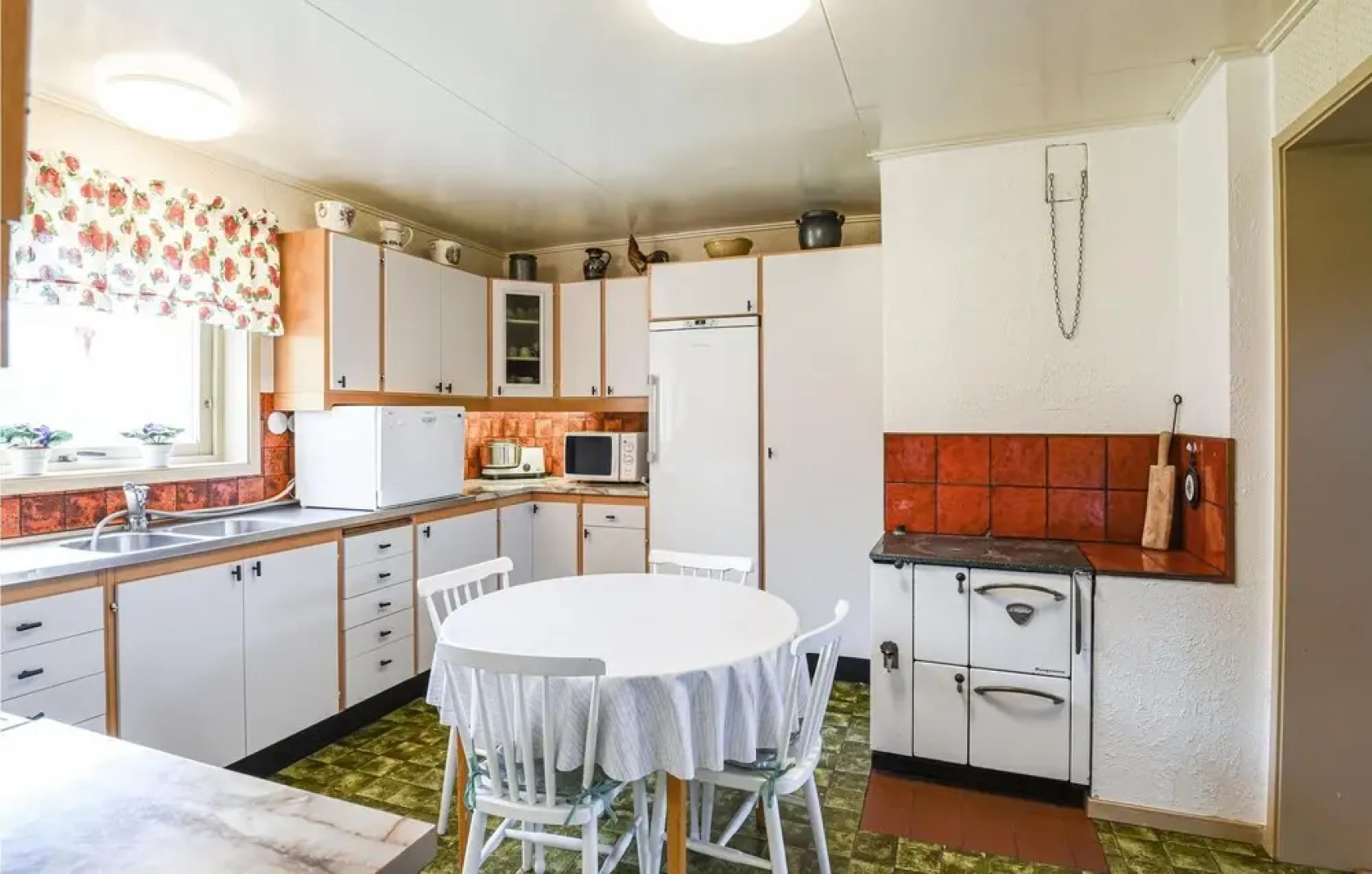 Nice Home in Vänersborg With 2 Bedrooms and Wifi